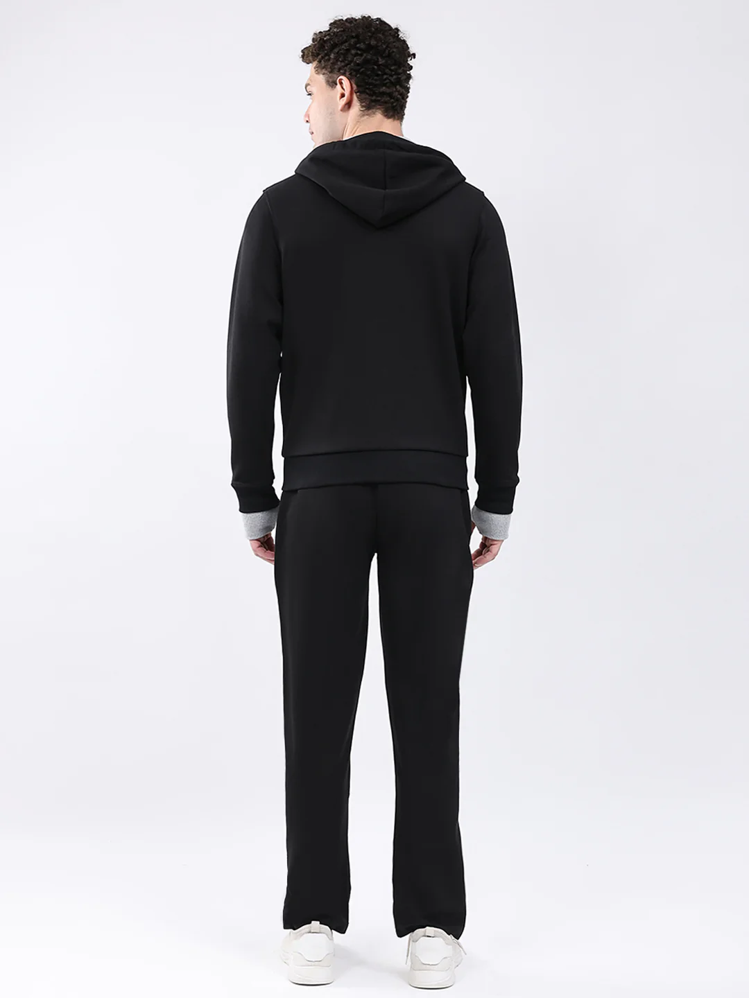 Men Black Solid Hooded Full Sleeve Winter Tracksuit - Image 5