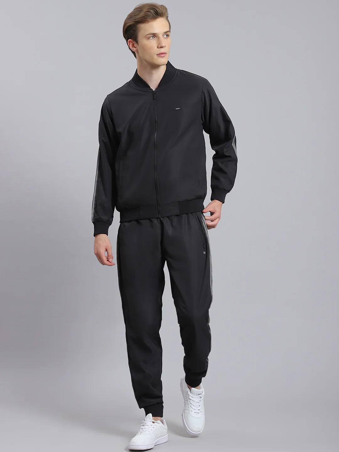 Men Black Solid Mandarin Collar Full Sleeve Tracksuit - Image 5
