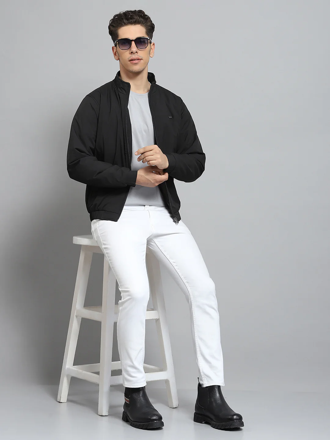 Men Black Solid Mock Neck Full Sleeve Jacket - Image 2