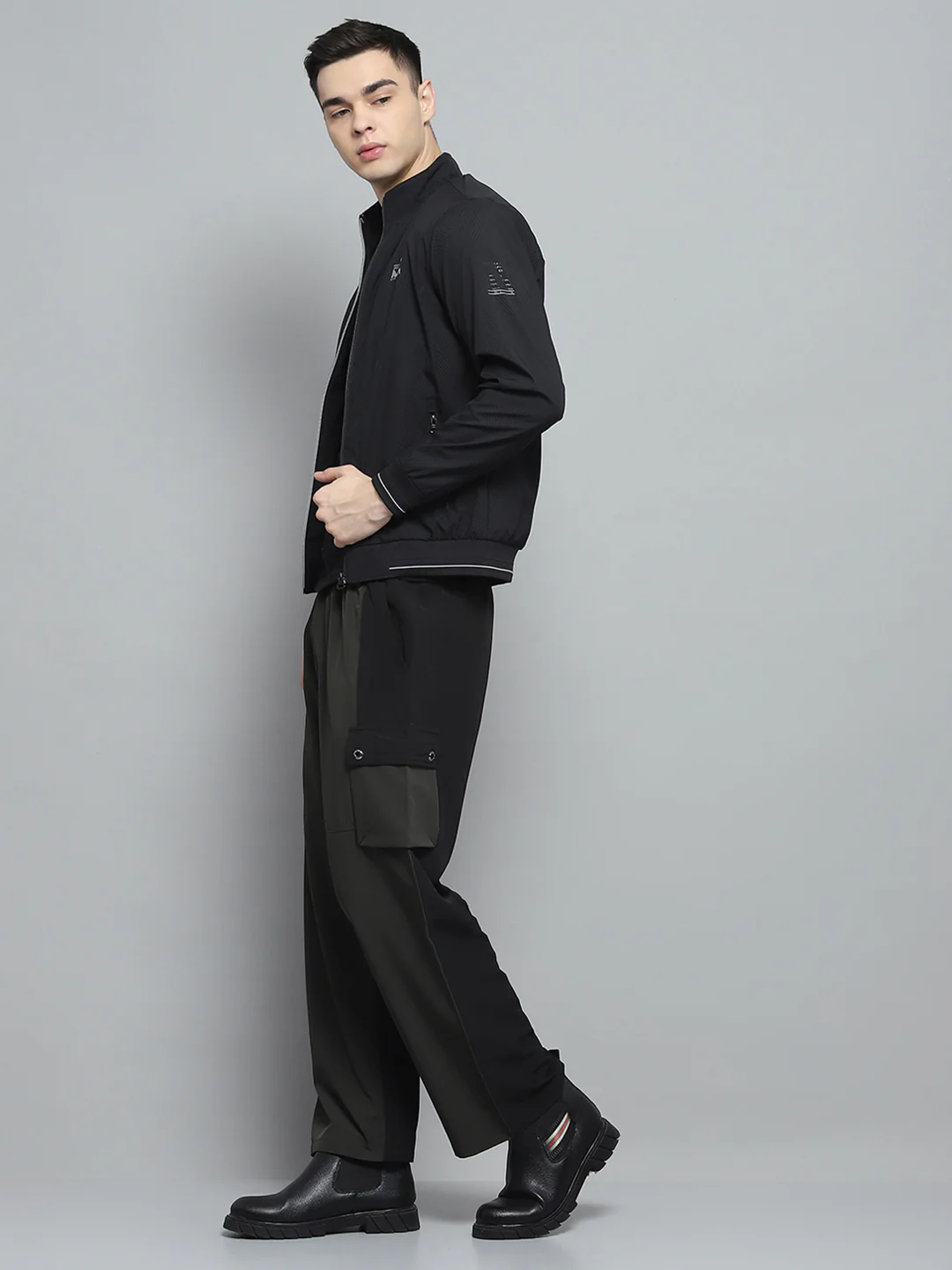 Men Black Solid Mock Neck Full Sleeve Jacket - Image 2