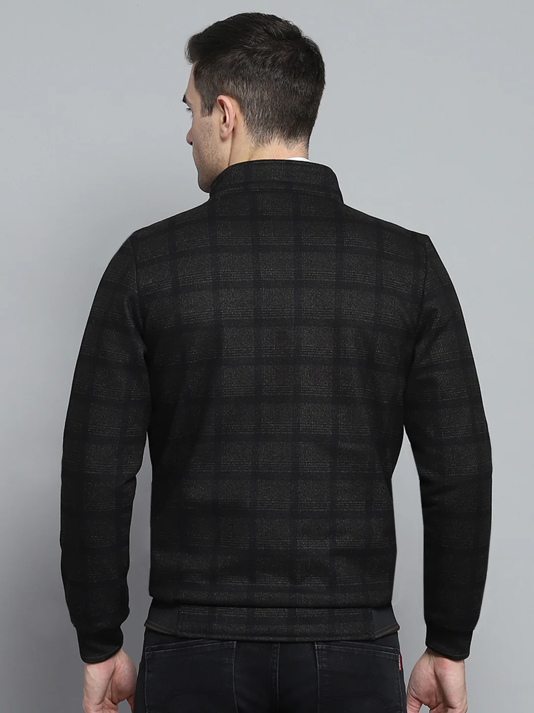 Men Black Solid Mock Neck Full Sleeve Jacket - Image 8