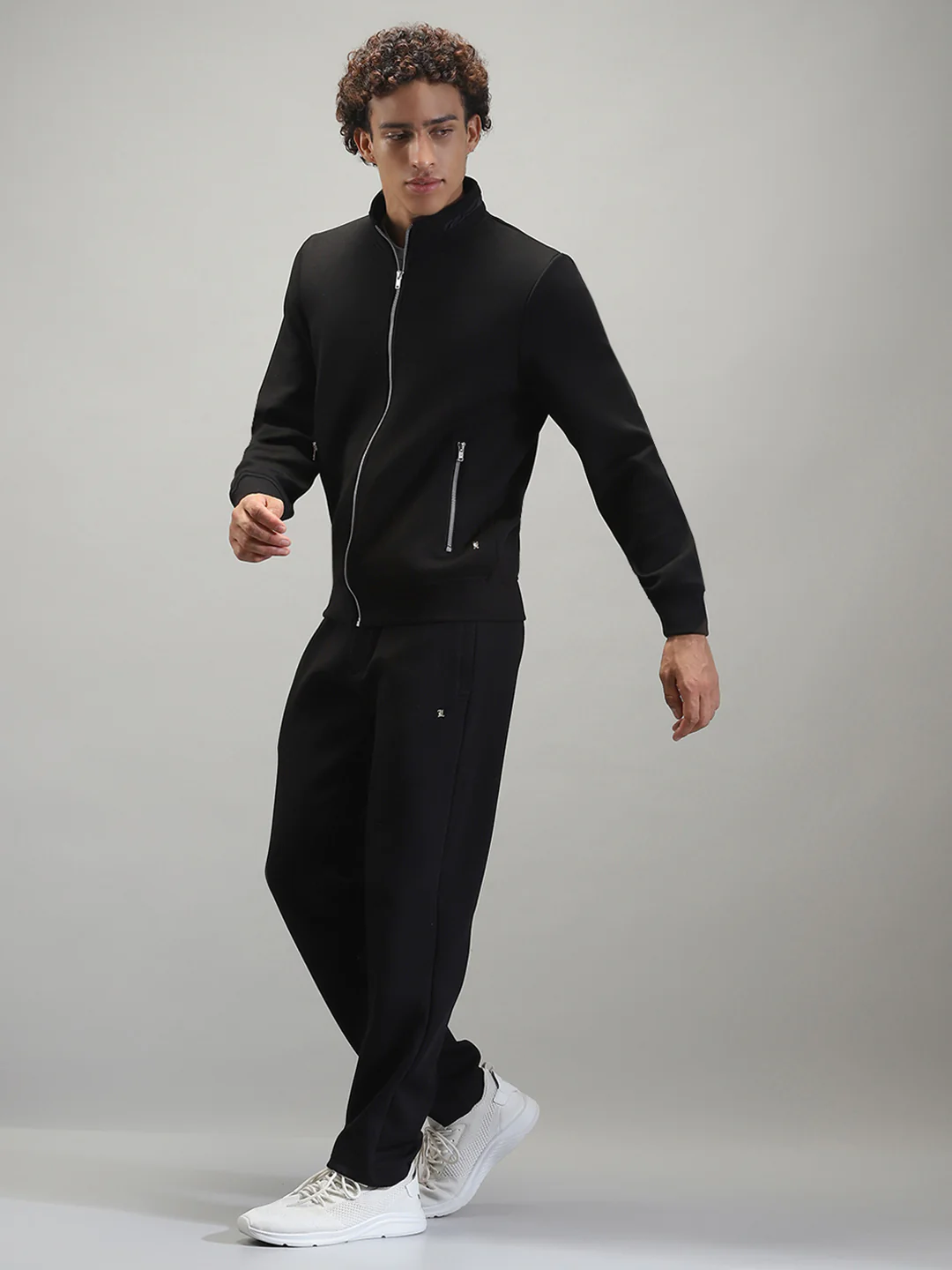 Men Black Solid Mock Neck Full Sleeve Winter Tracksuit - Image 3