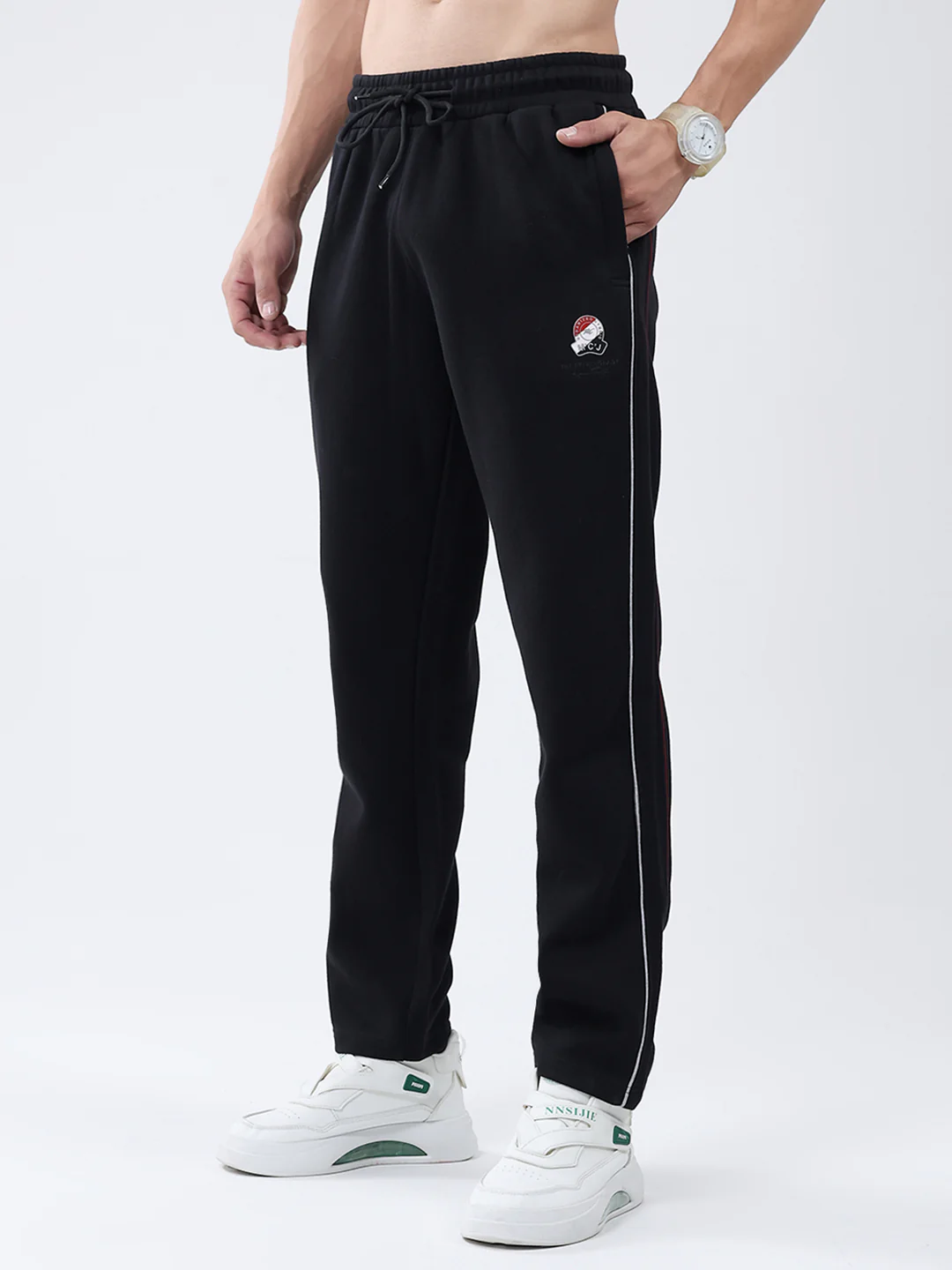 Men Black Solid Mock Neck Full Sleeve Winter Tracksuit - Image 7