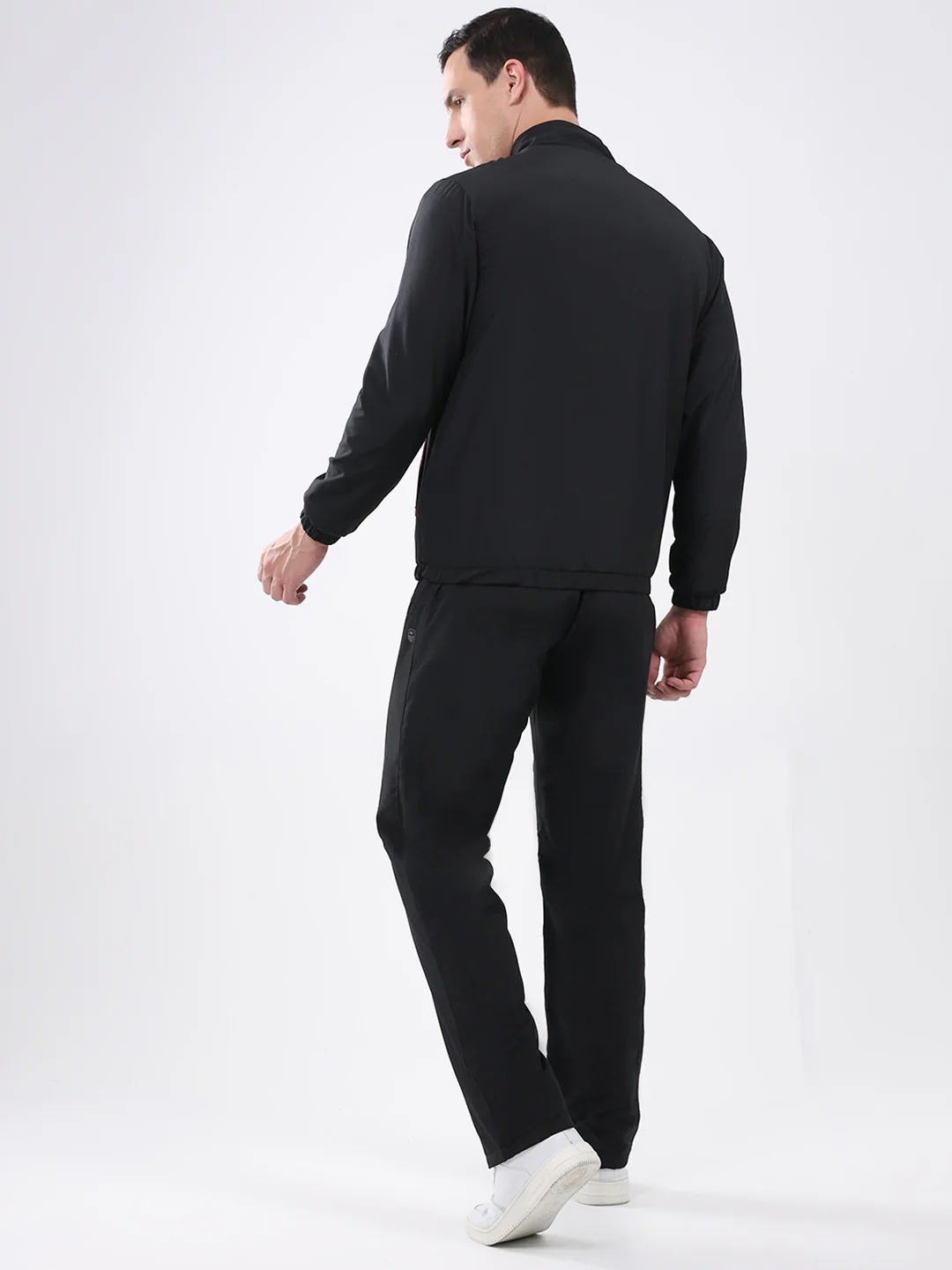 Men Black Solid Mock Neck Full Sleeve Winter Tracksuit - Image 5