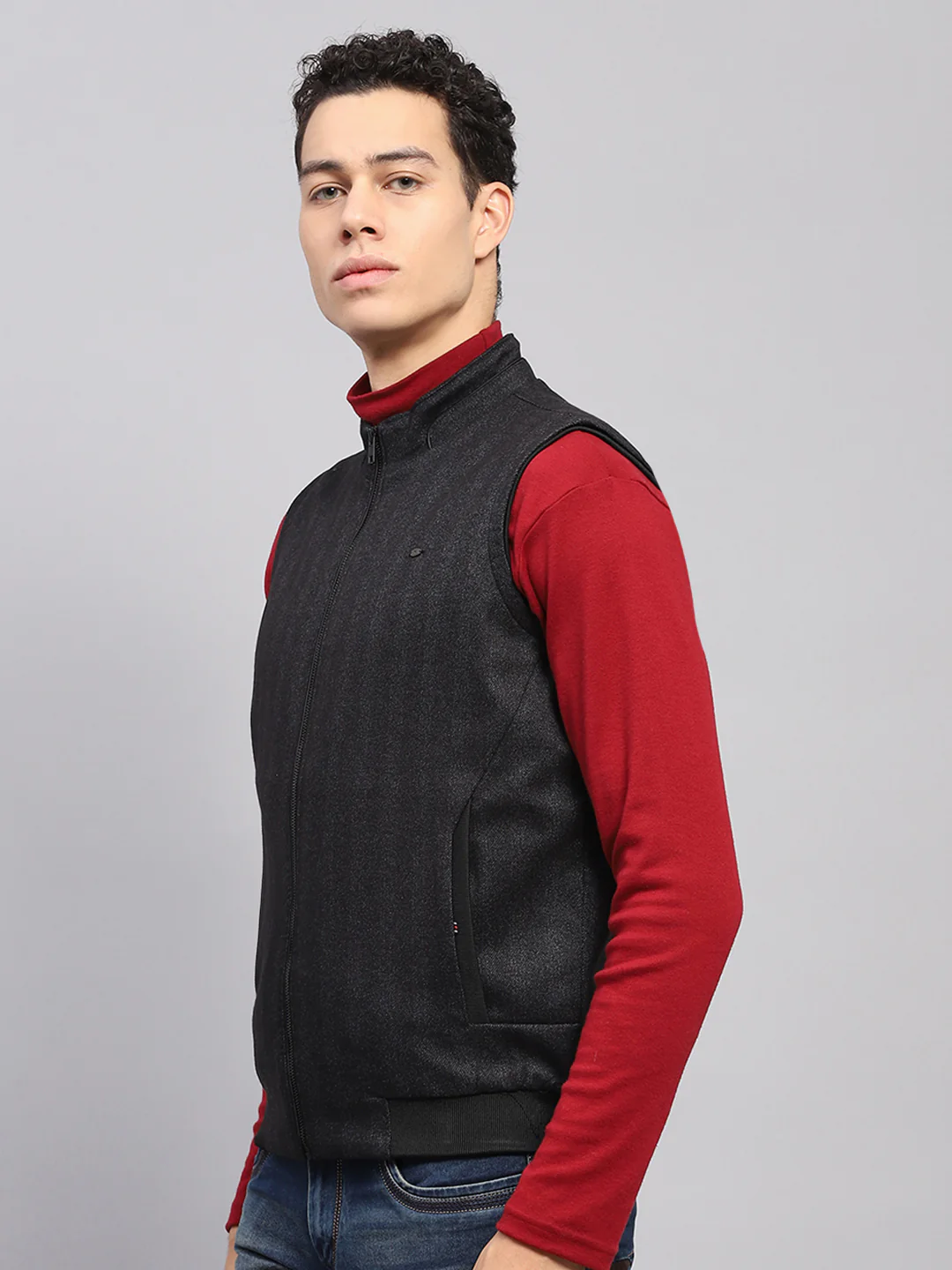 Men Black Solid Mock Neck Sleeveless Coat - Image 3