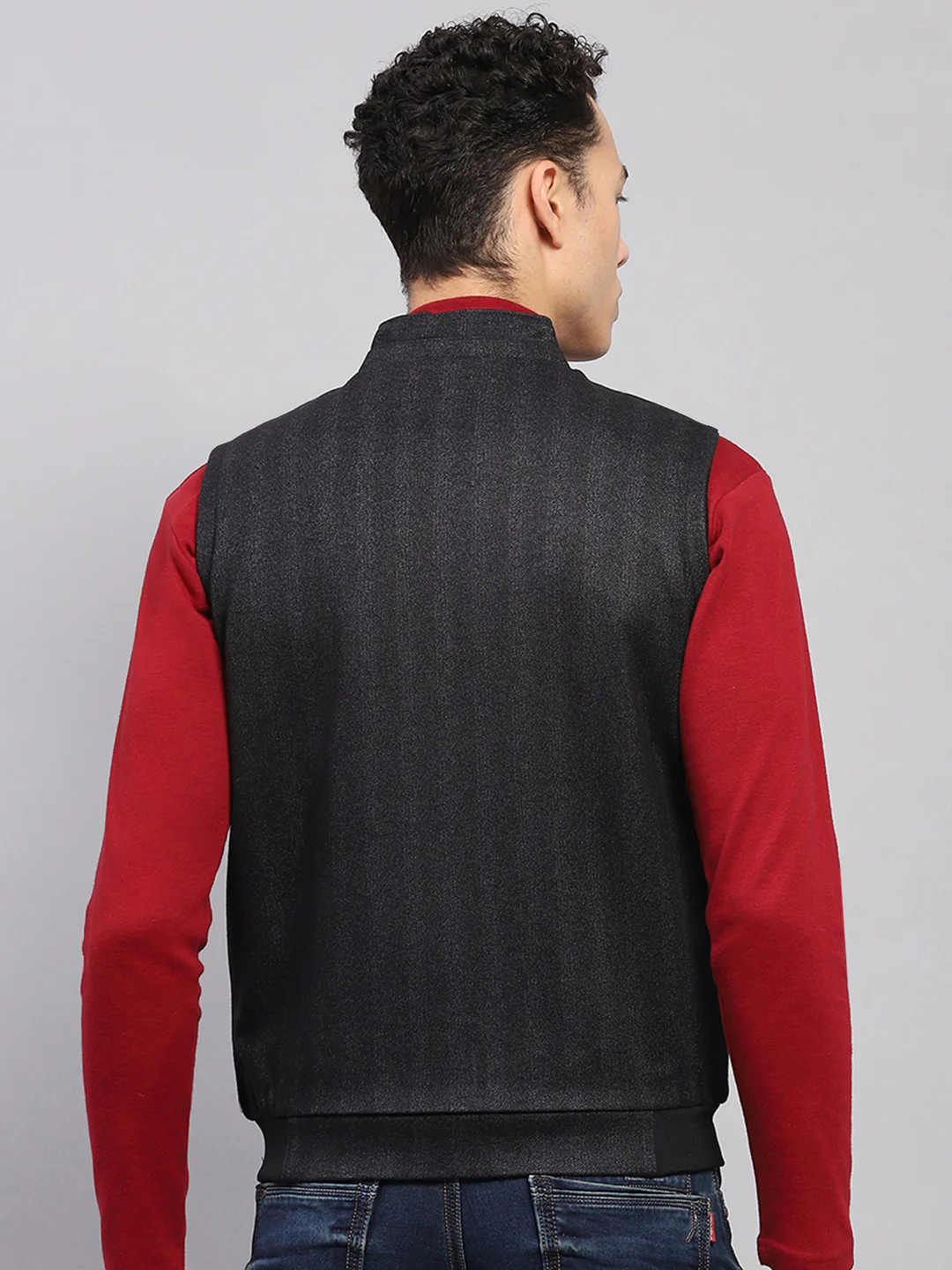 Men Black Solid Mock Neck Sleeveless Coat - Image 5