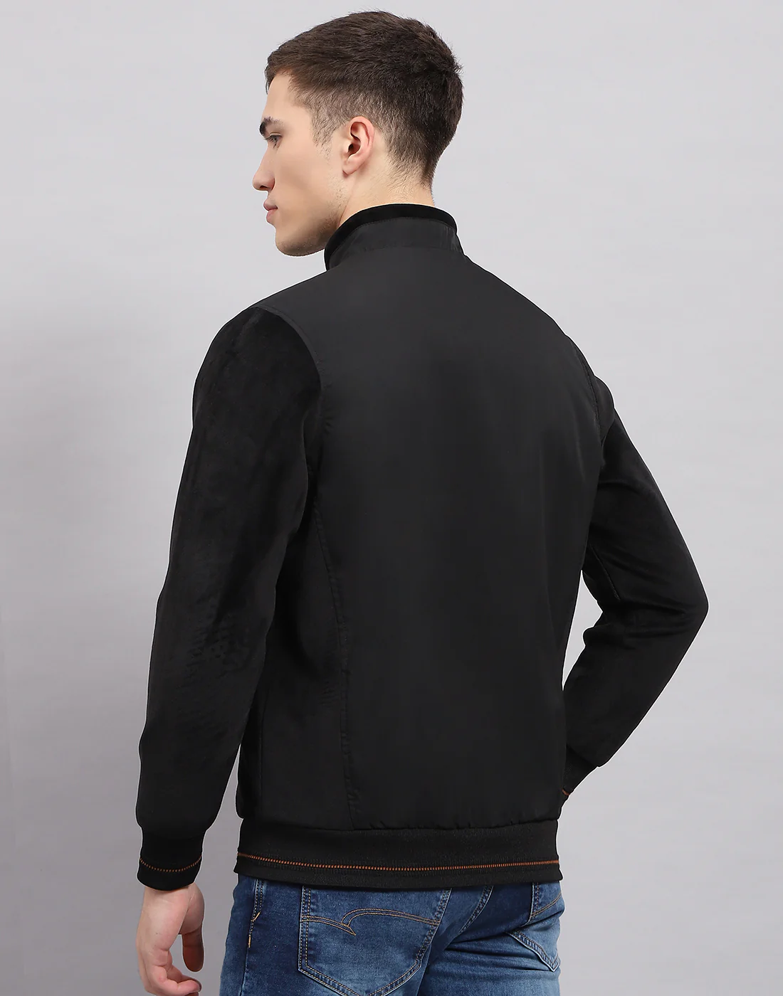 Men Black Solid Mock Neck Full Sleeve Jacket - Image 5