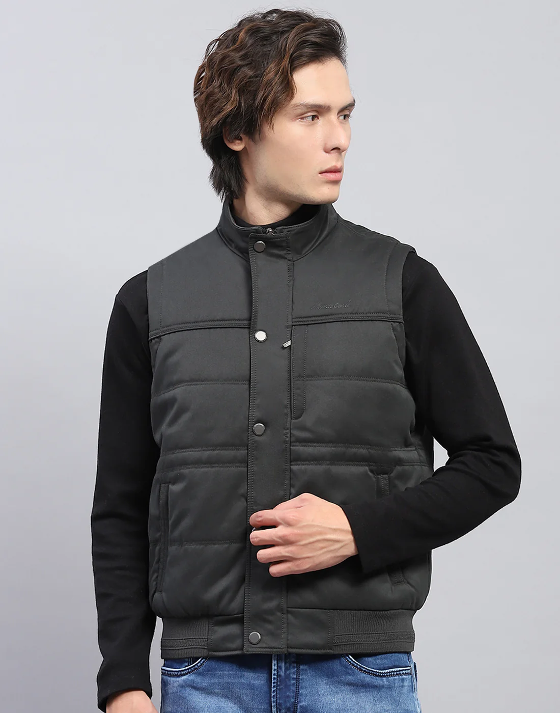 Men Black Solid Mock Neck Sleeveless Jacket - Image 2