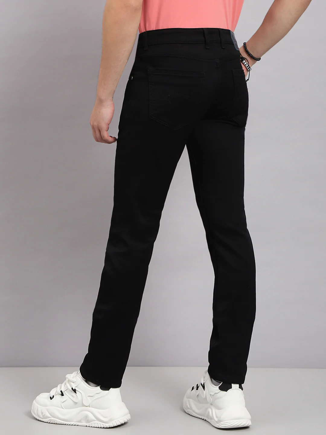 Men Black Solid Narrow Fit Denim - Image 5