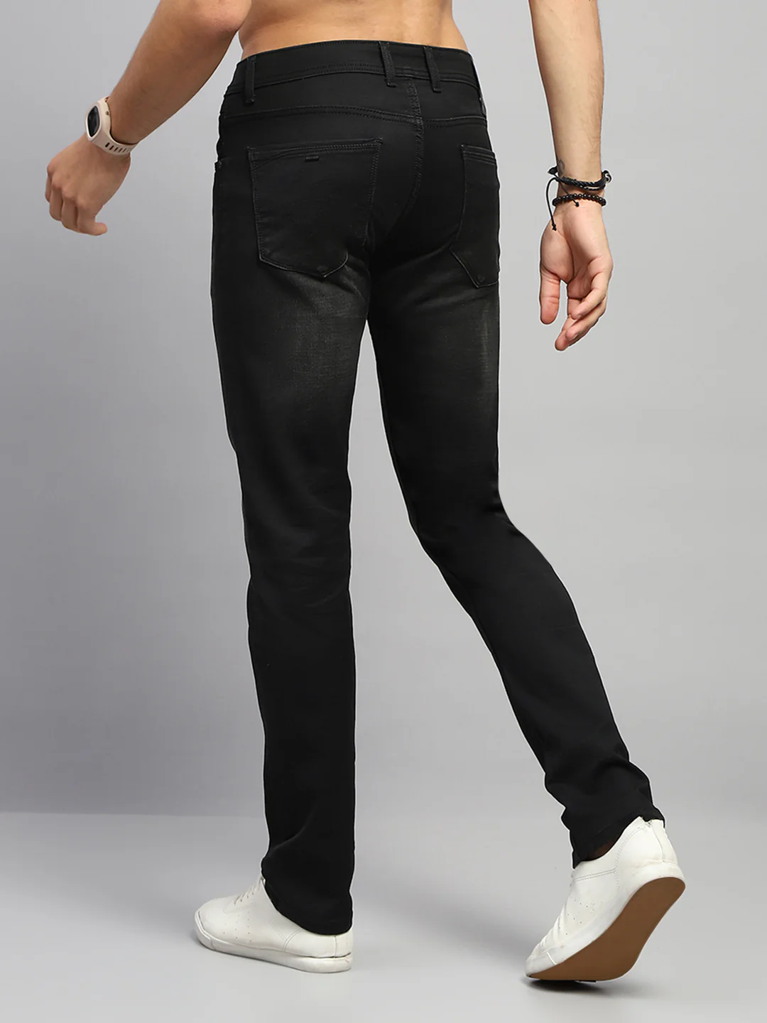 Men Black Solid Narrow Fit Denim - Image 5