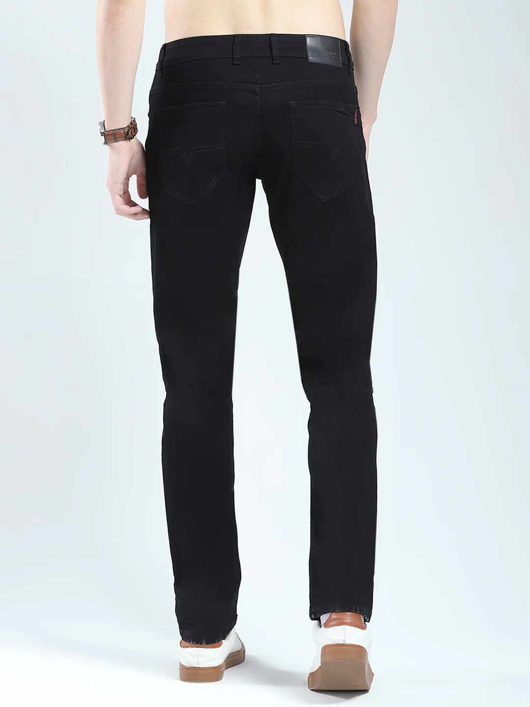 Men Black Solid Narrow Fit Denim - Image 5