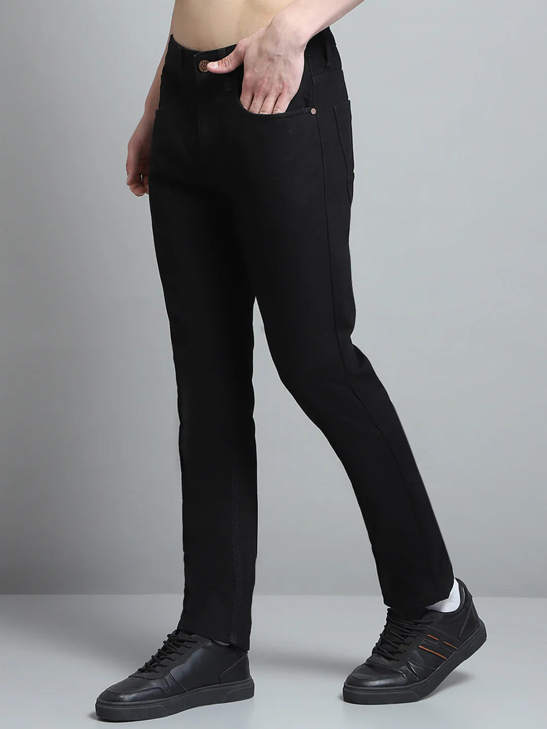 Men Black Solid Narrow Fit Denim - Image 3