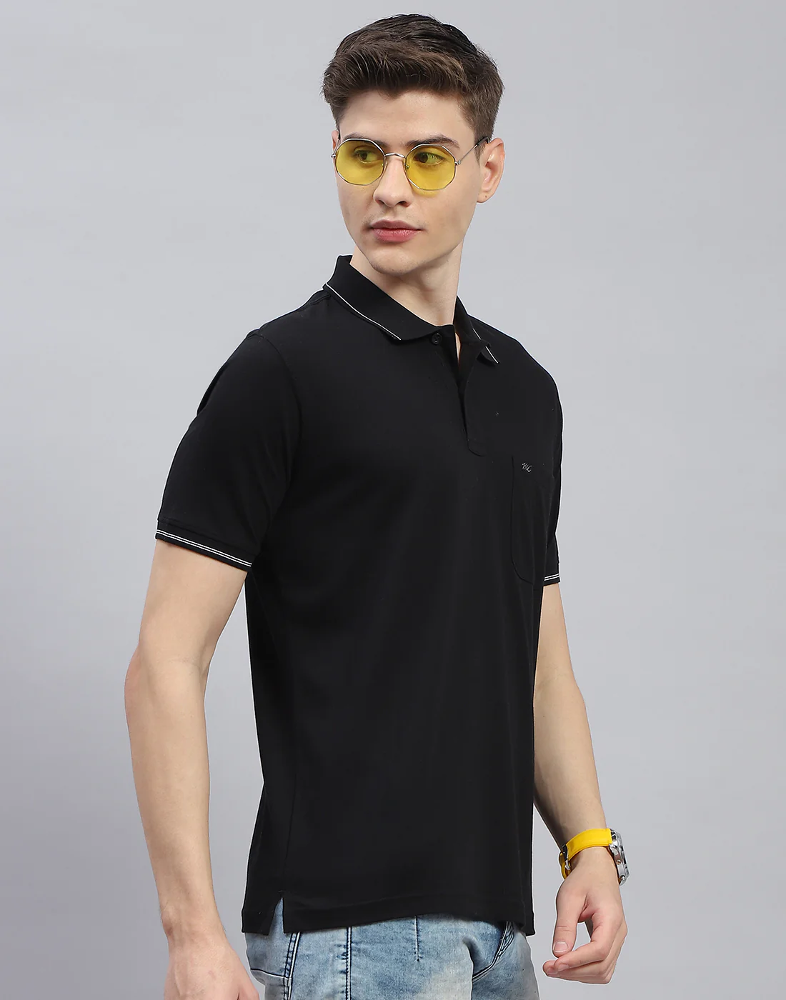 Men Black Solid Polo Collar Half Sleeve T-Shirt - Image 4