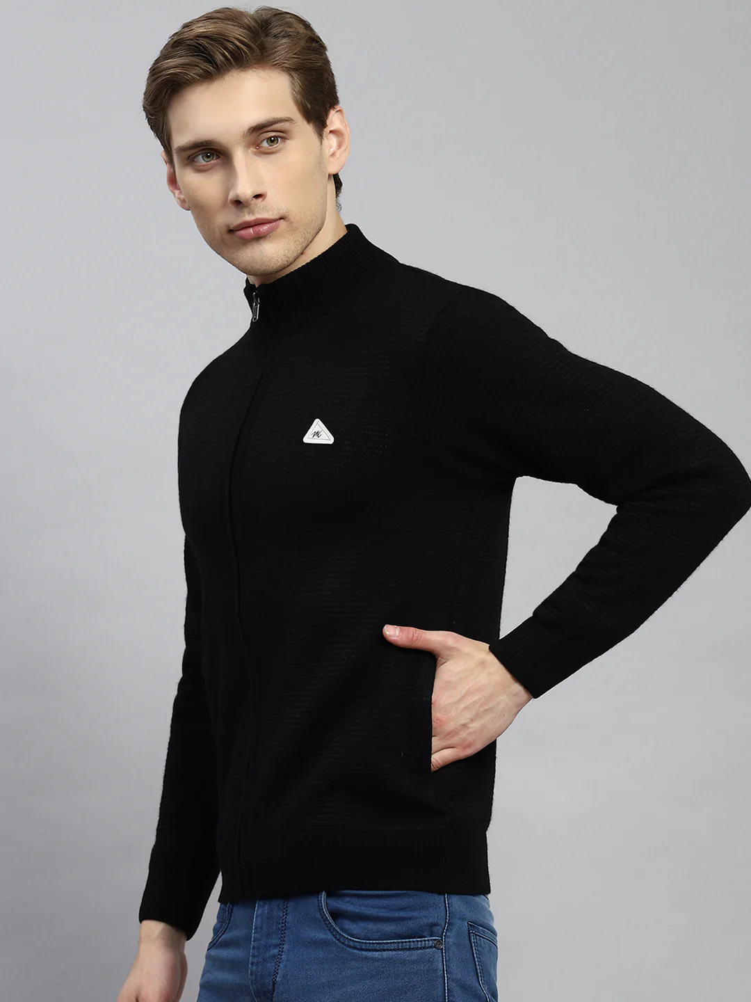 Men Black Solid Pullover - Image 4