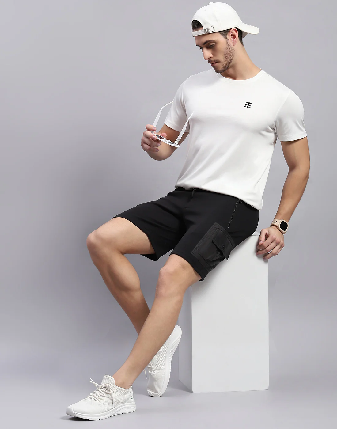 Men Black Solid Regular Fit Bermuda - Image 3