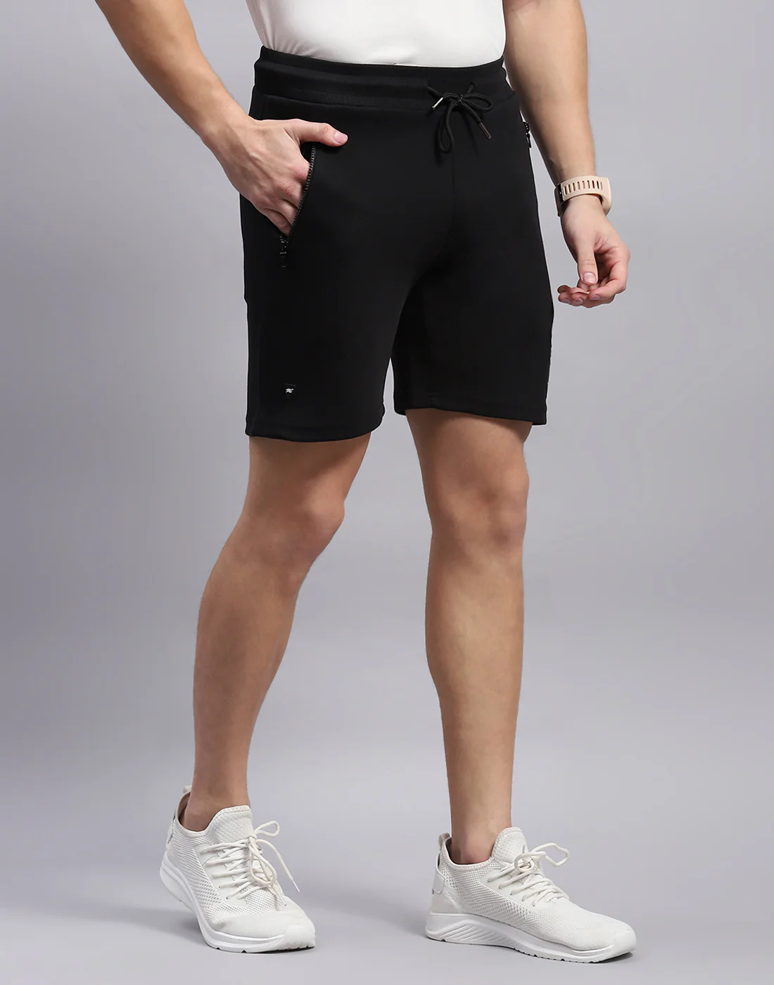 Men Black Solid Regular Fit Bermuda - Image 5