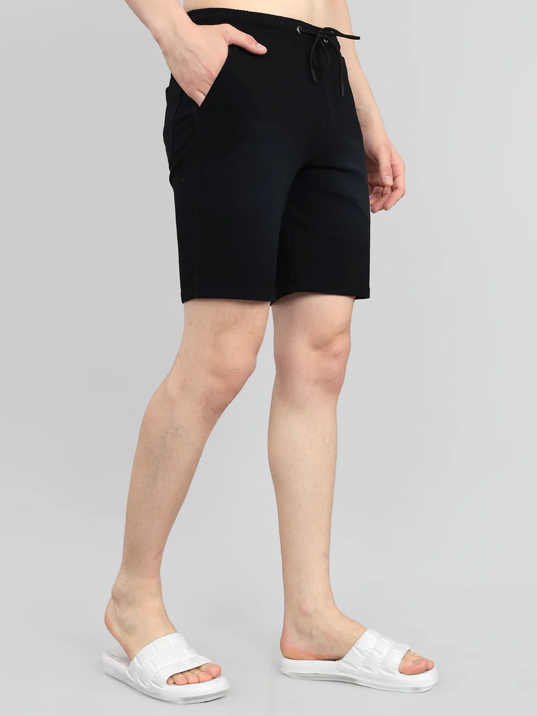 Men Black Solid Regular Fit Bermuda - Image 3