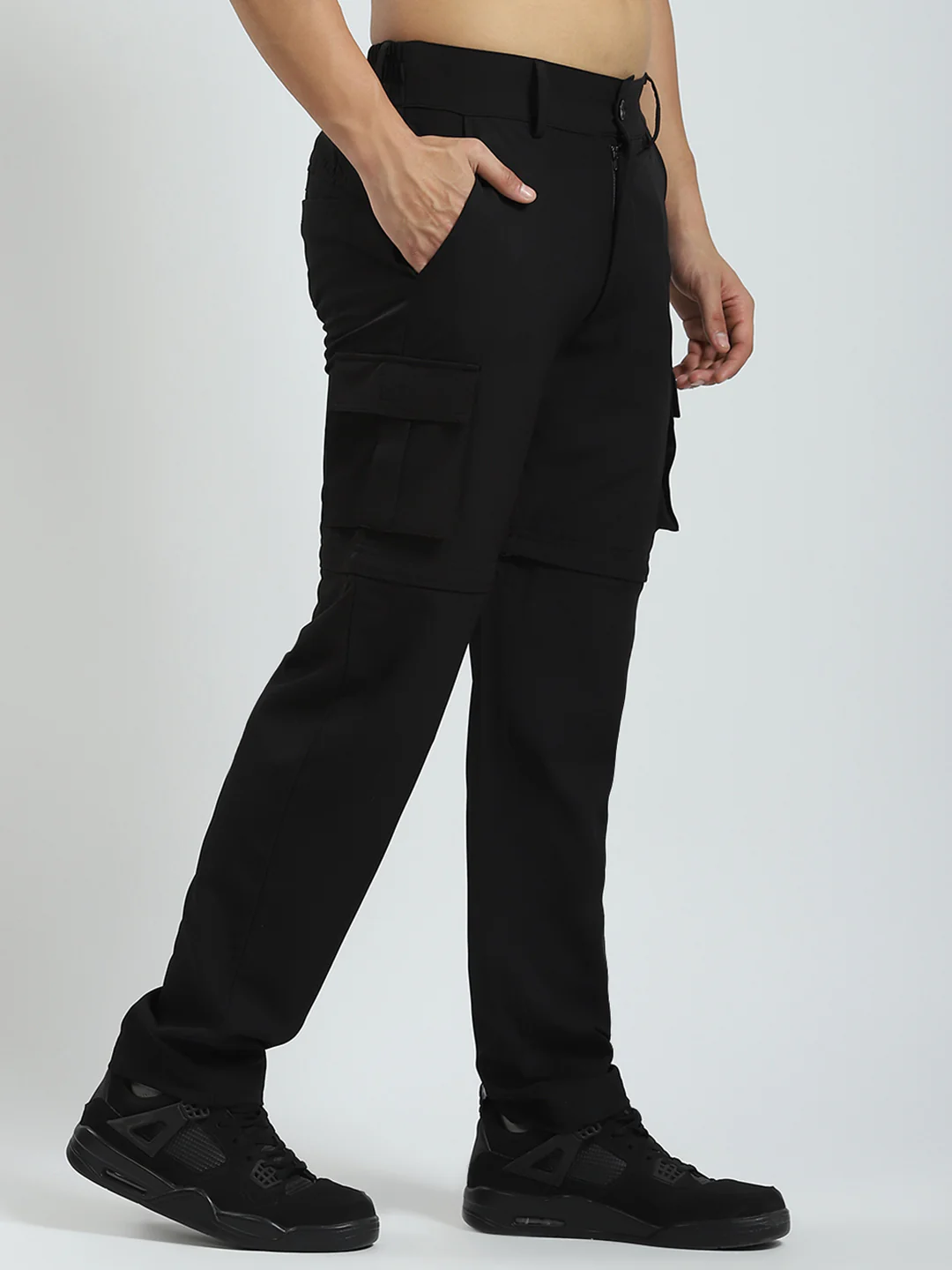 Rock.it Men Black Solid Regular Fit Cargo - Image 4