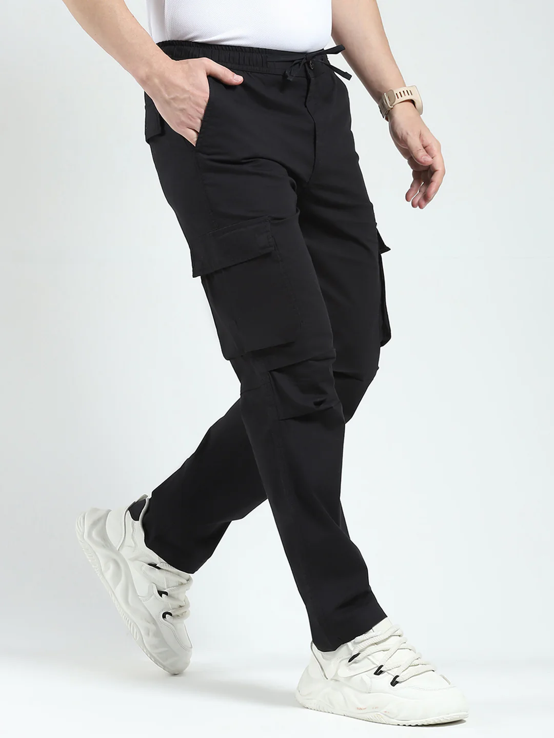 Rock.it Men Black Solid Regular Fit Cargo - Image 4