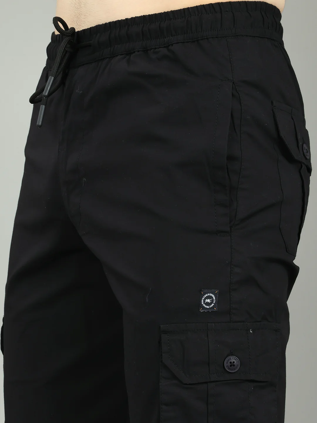 Men Black Solid Regular Fit Cargo Lower - Image 4
