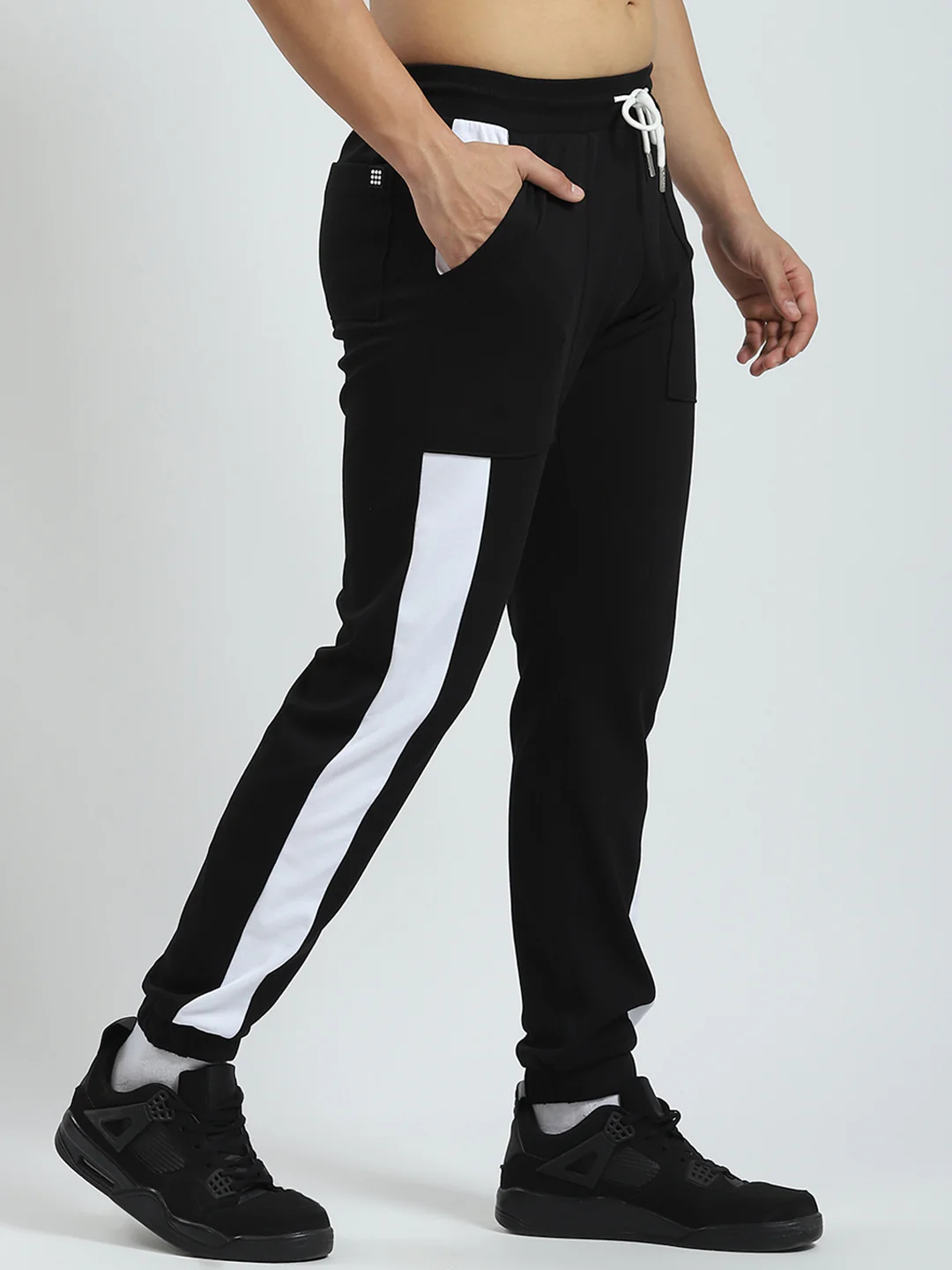 Rock.it Men Black Solid Regular Fit Jogger - Image 4
