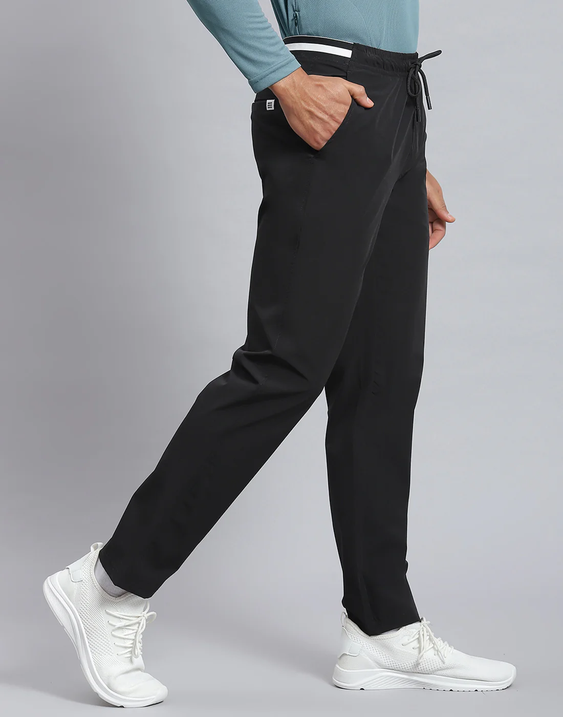 Rock.it Men Black Solid Regular Fit Winter Lower - Image 4
