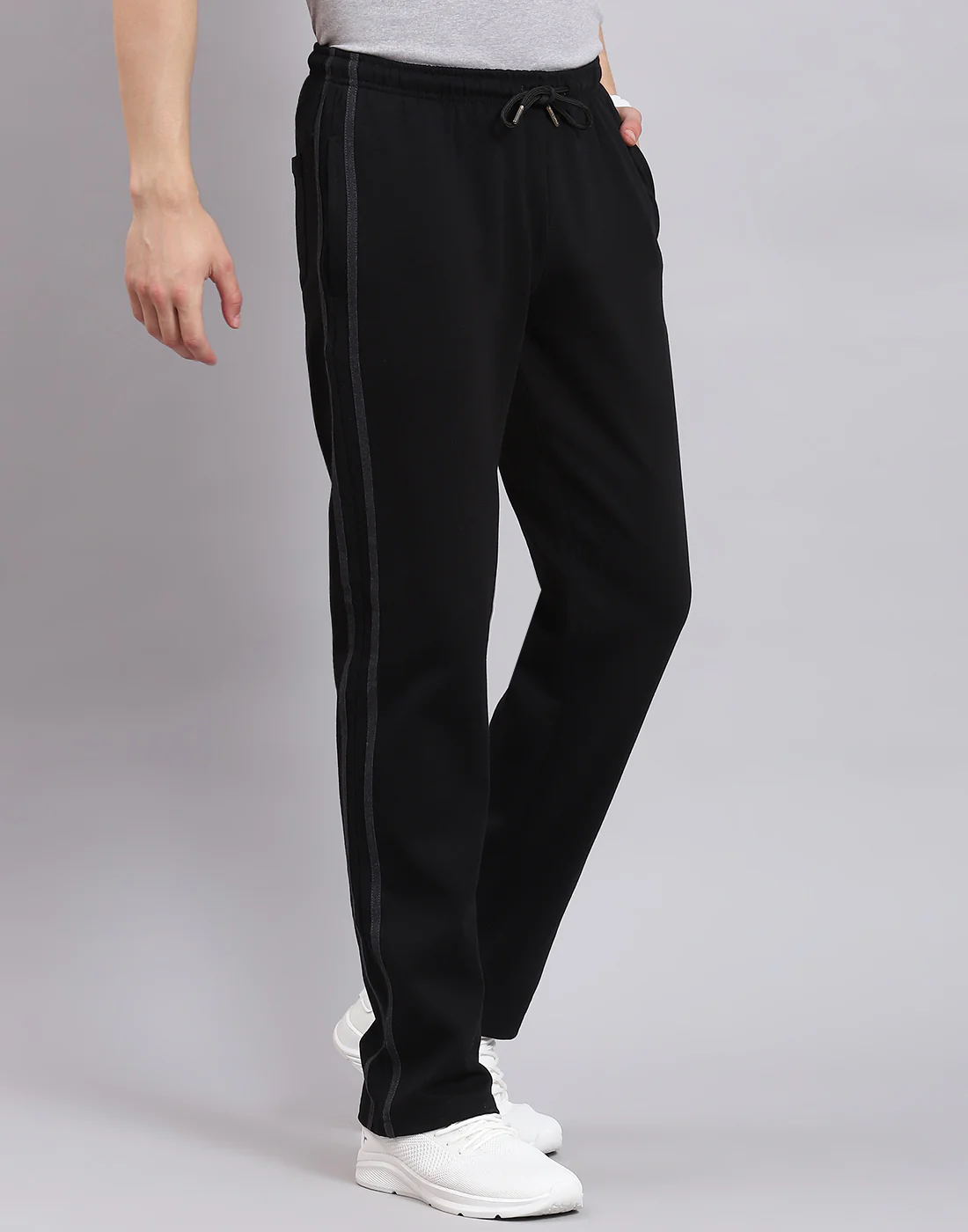 Men Black Solid Regular Fit Winter Lower - Image 4