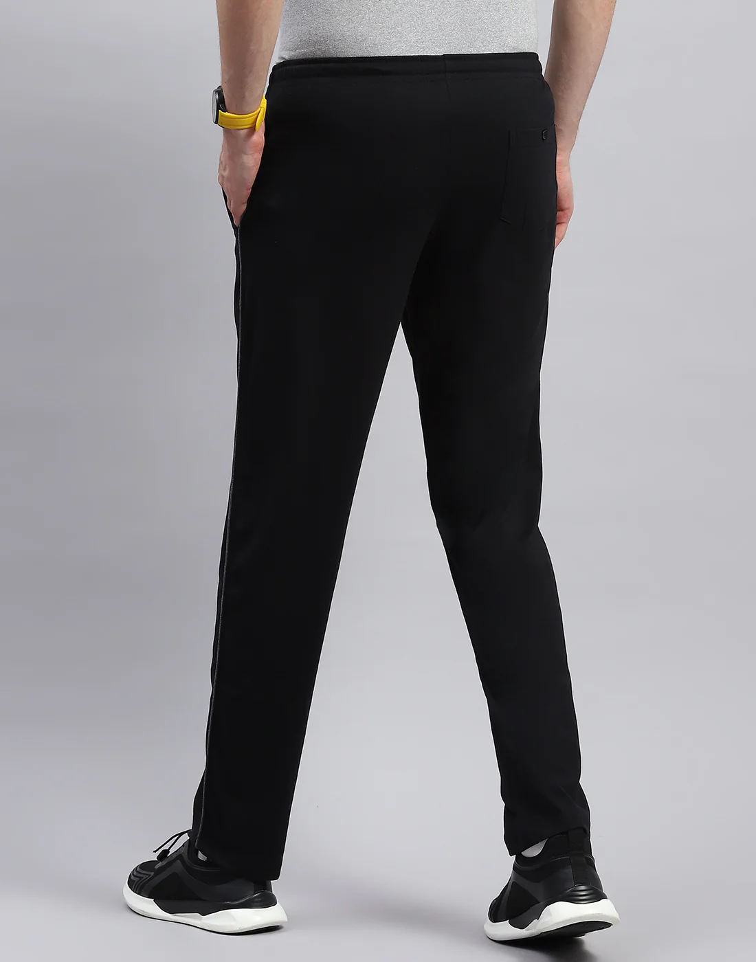 Men Black Solid Regular Fit Lower - Image 5