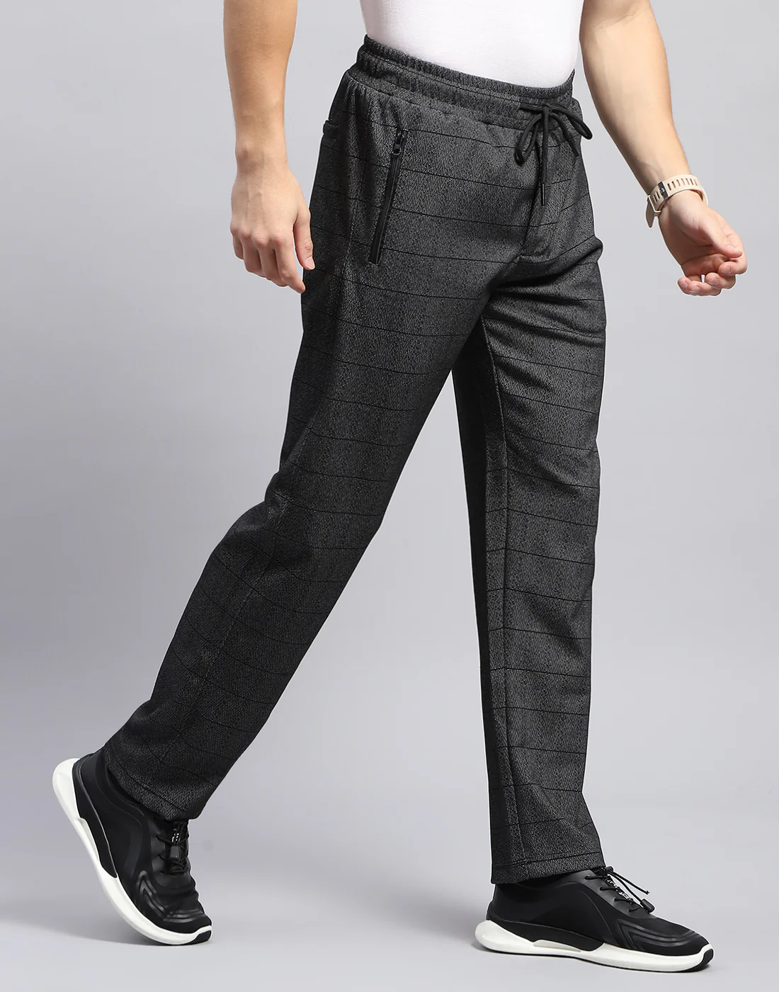 Men Black Solid Regular Fit Lower - Image 4