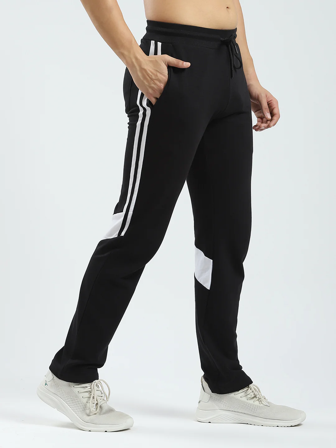 Rock.it Men Black Solid Regular Fit Lower - Image 4