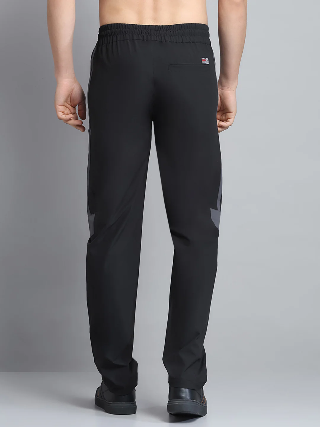 Men Black Solid Regular Fit Lower - Image 5