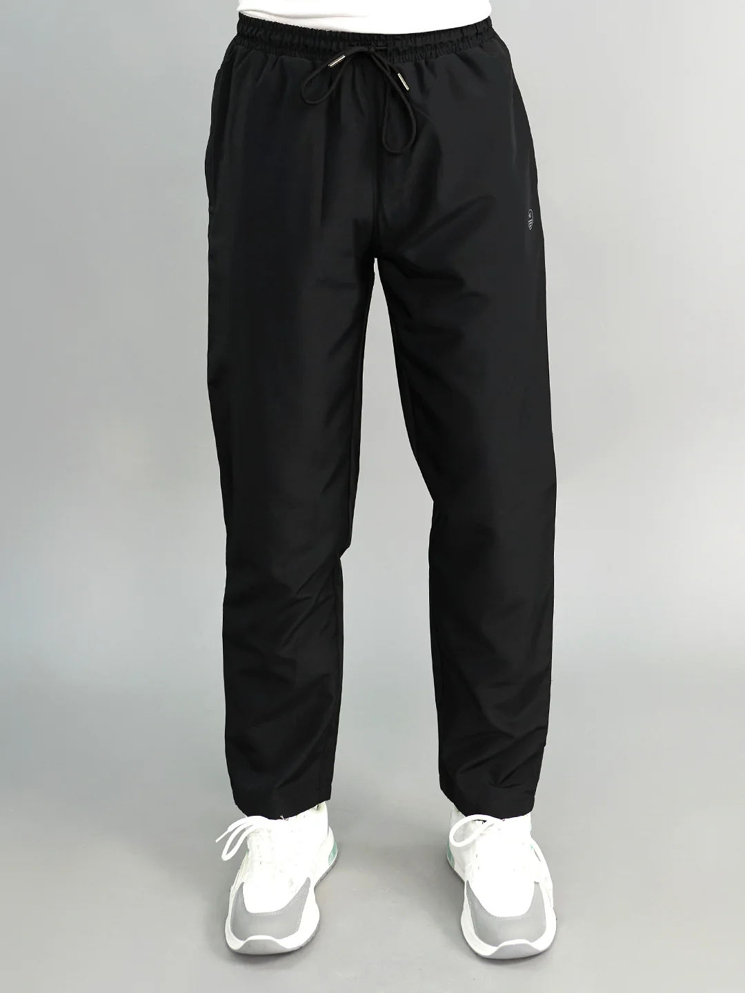 Men Black Solid Regular Fit Lower