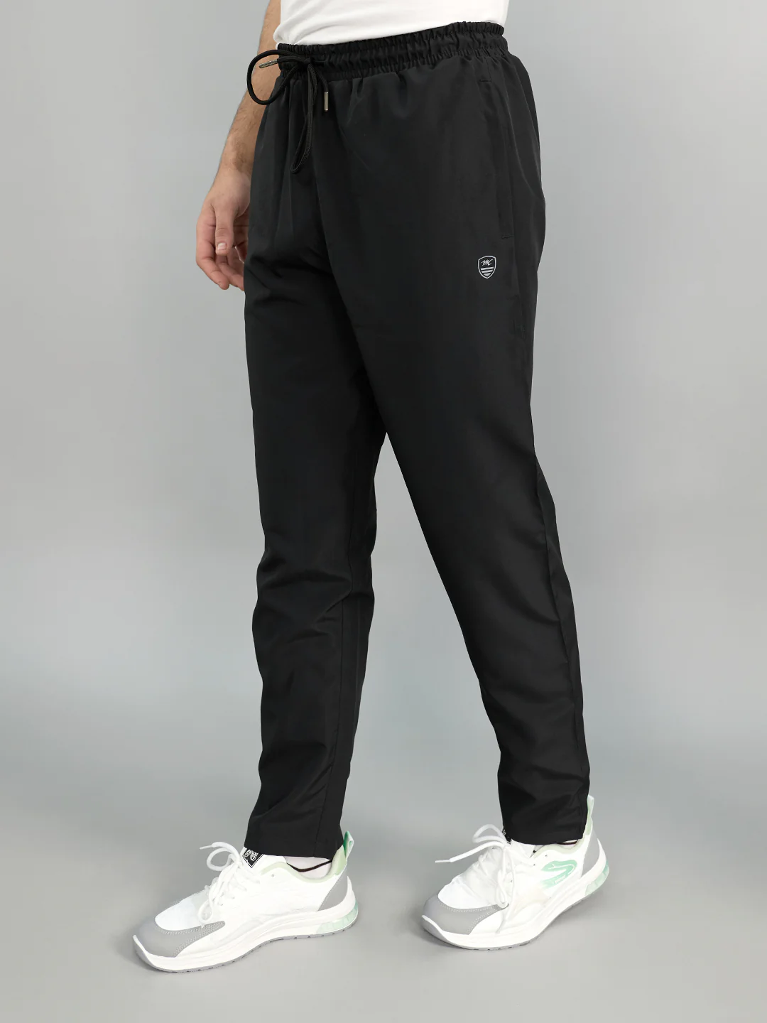 Men Black Solid Regular Fit Lower - Image 3
