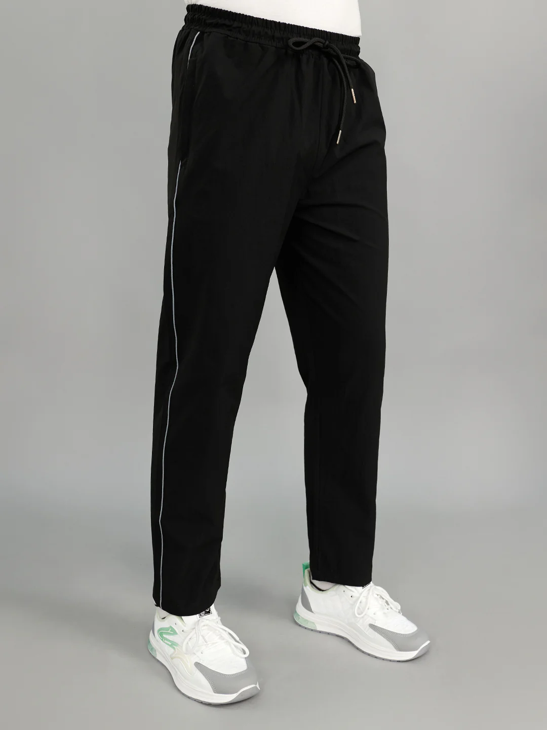 Men Black Solid Regular Fit Lower - Image 2