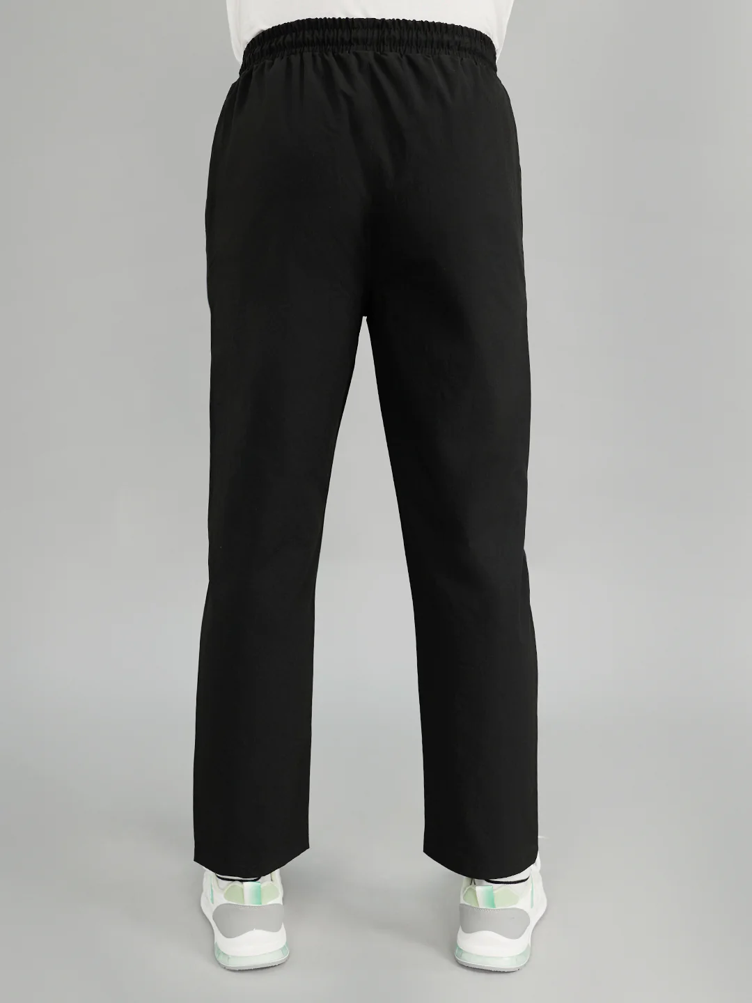 Men Black Solid Regular Fit Lower - Image 4