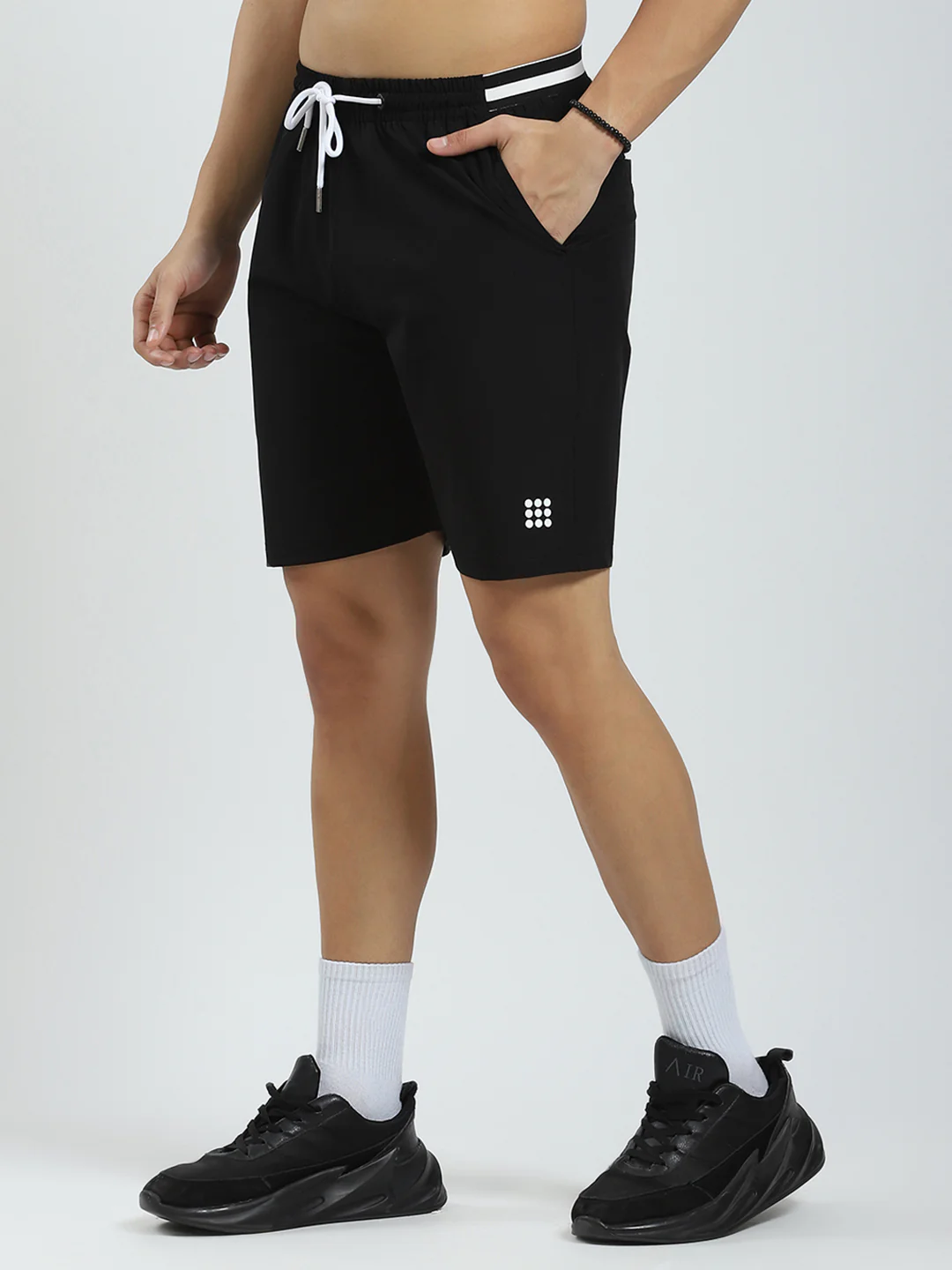 Rock.it Men Black Solid Regular Fit Short - Image 3