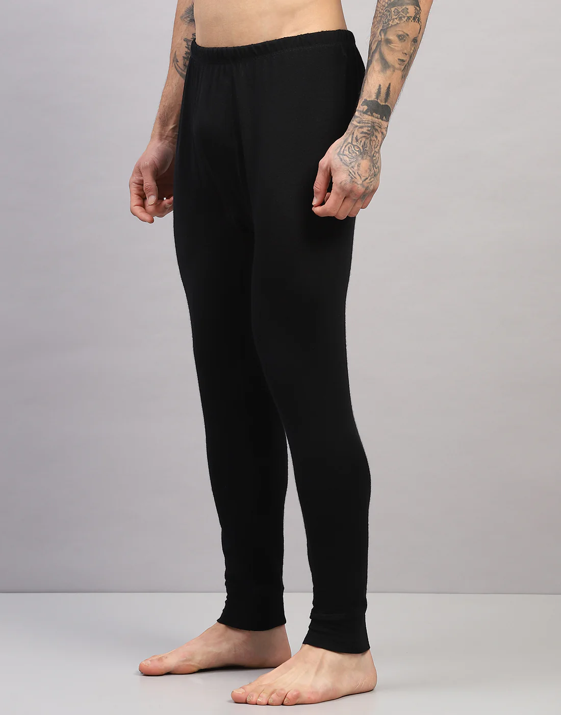 Men Black Solid Regular Fit Thermal Lower - Image 2