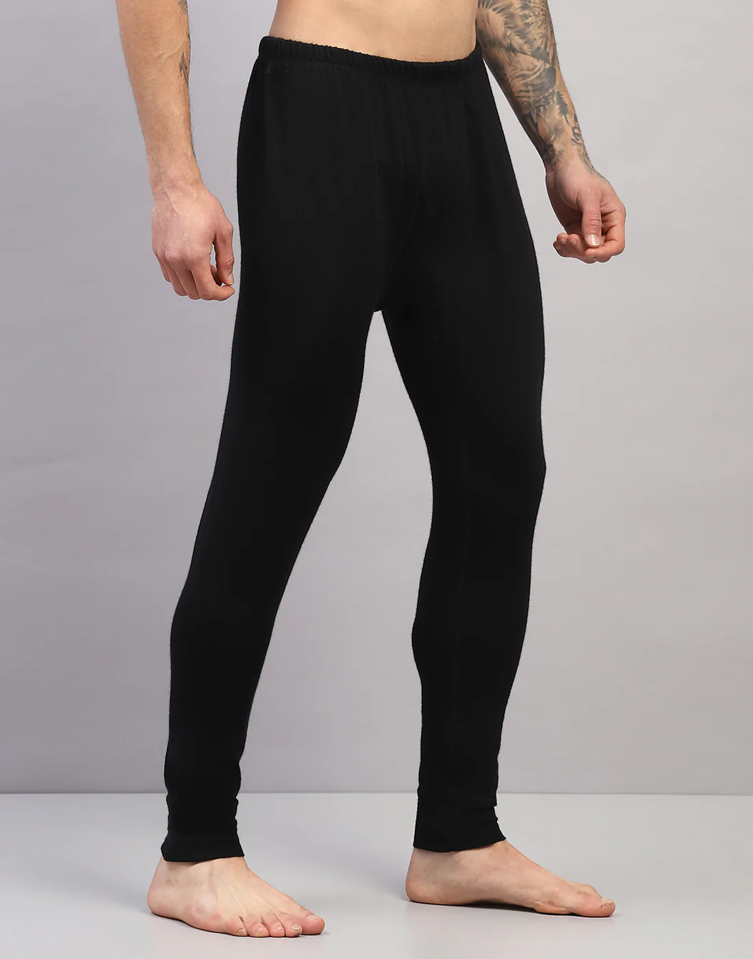 Men Black Solid Regular Fit Thermal Lower - Image 3