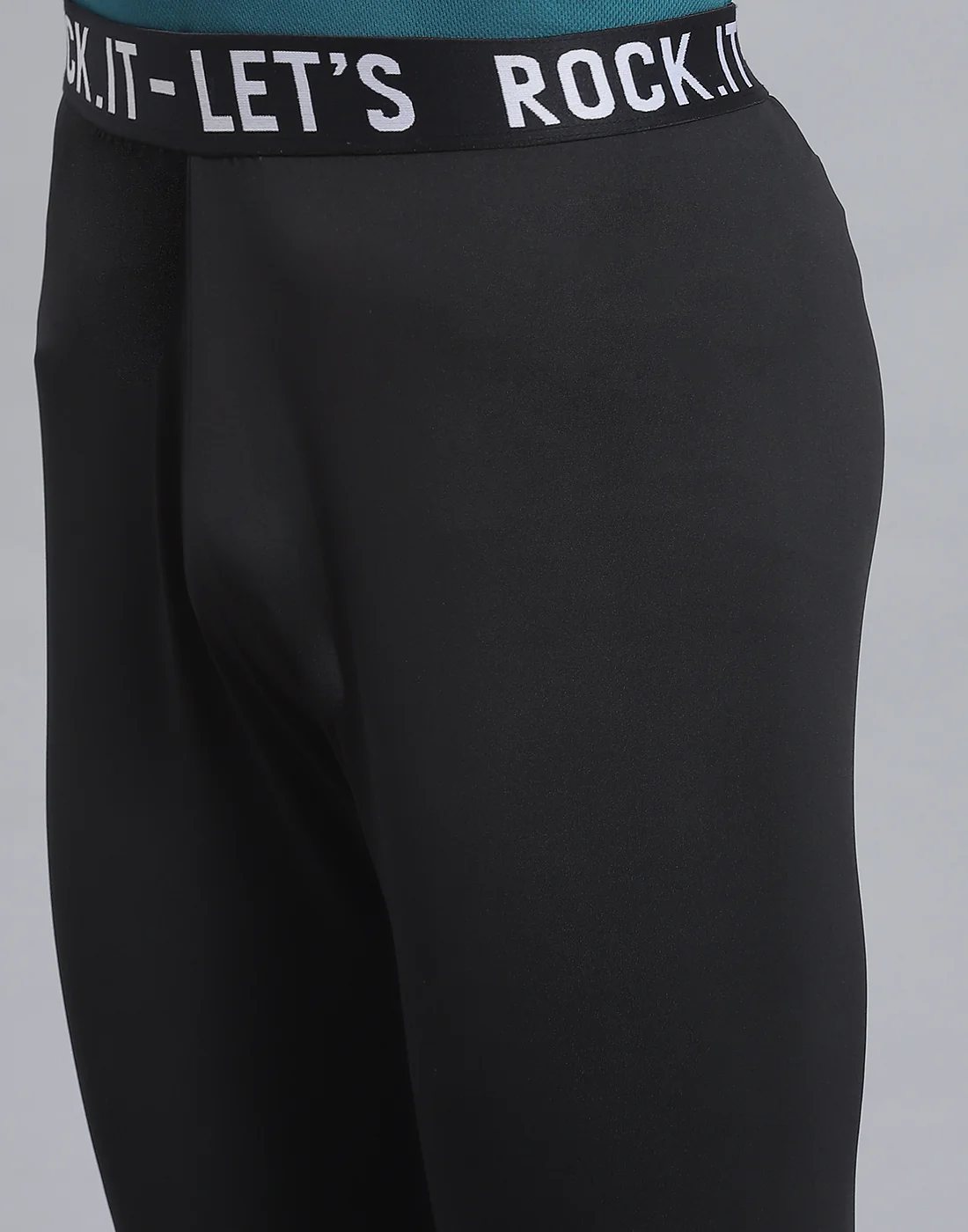 Rock.it Men Black Solid Regular Fit Tights - Image 6