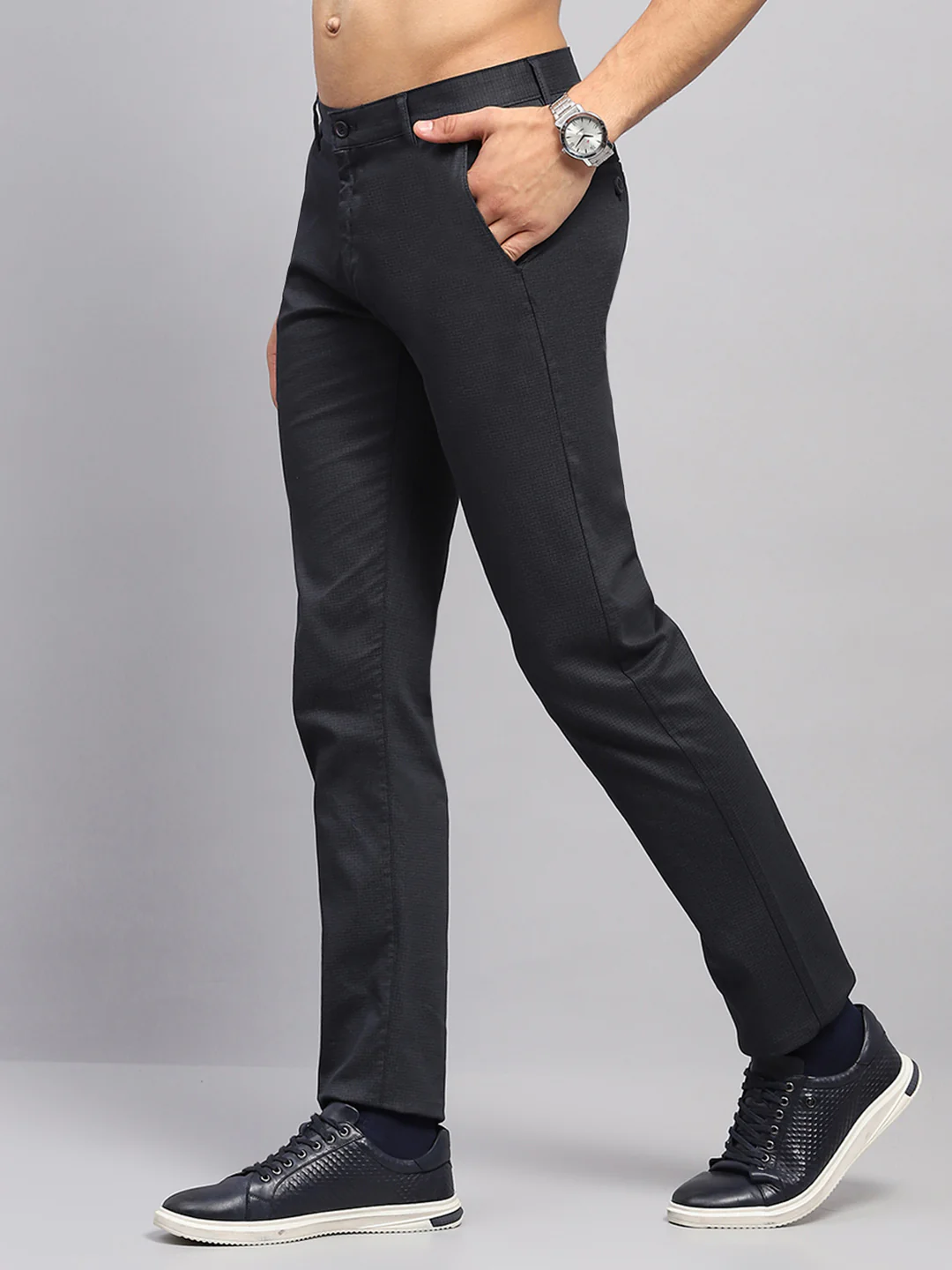 Men Black Solid Regular Fit Trouser - Image 3