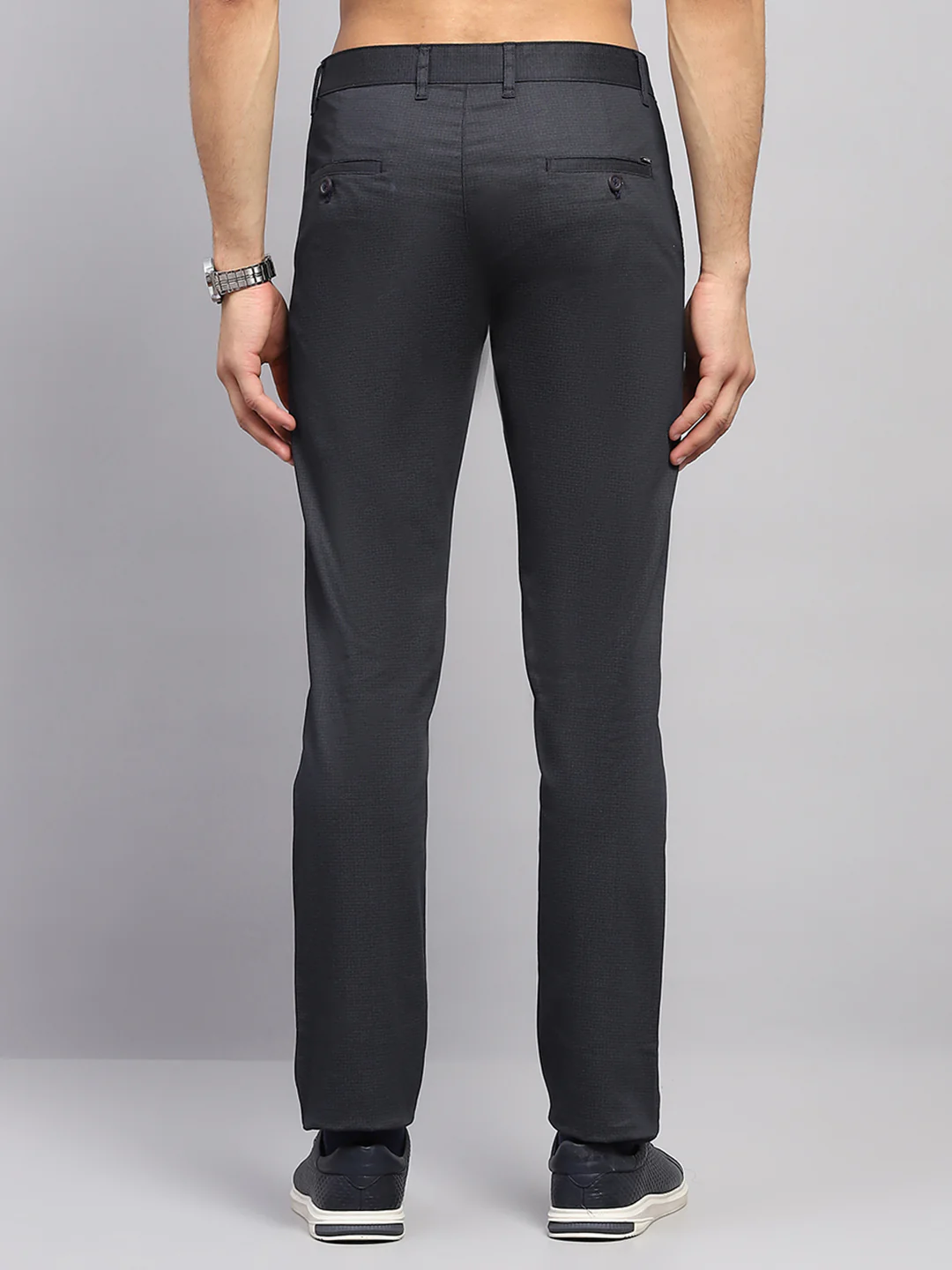 Men Black Solid Regular Fit Trouser - Image 5