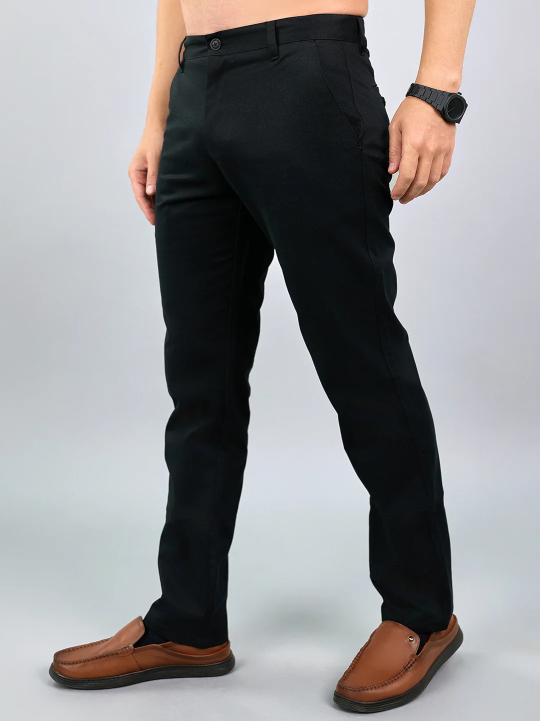 Men Black Solid Regular Fit Trouser - Image 2