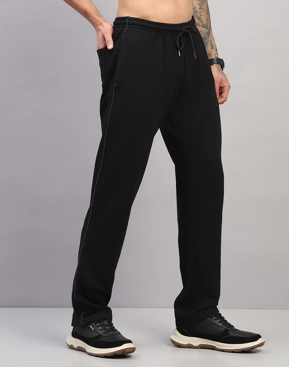 Men Black Solid Regular Fit Winter Lower - Image 3