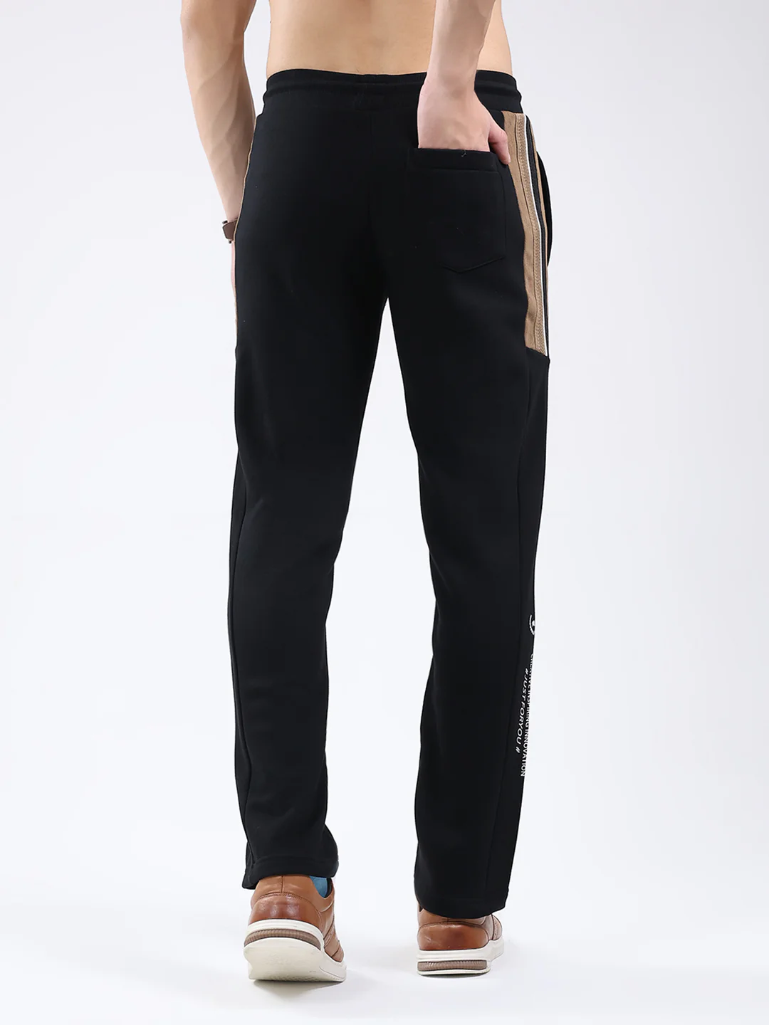 Men Black Solid Regular Fit Winter Lower - Image 5