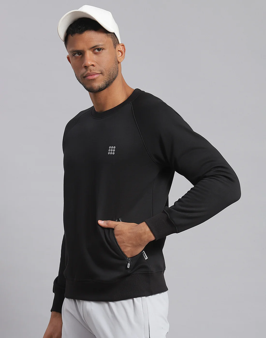 Rock.it Men Black Solid Round Neck Full Sleeve Sweatshirt - Image 3