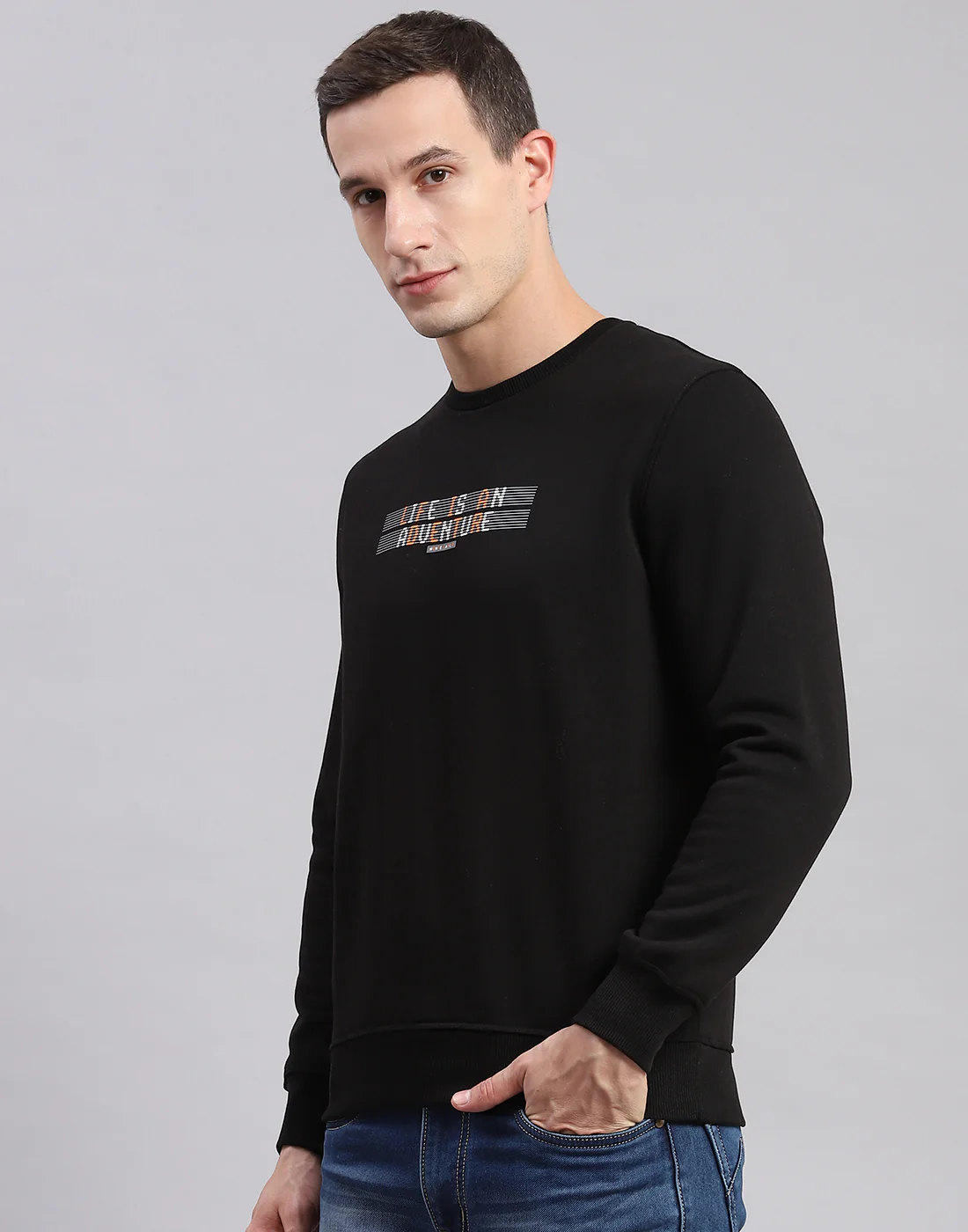 Men Black Solid Round Neck Full Sleeve Sweatshirts - Image 4