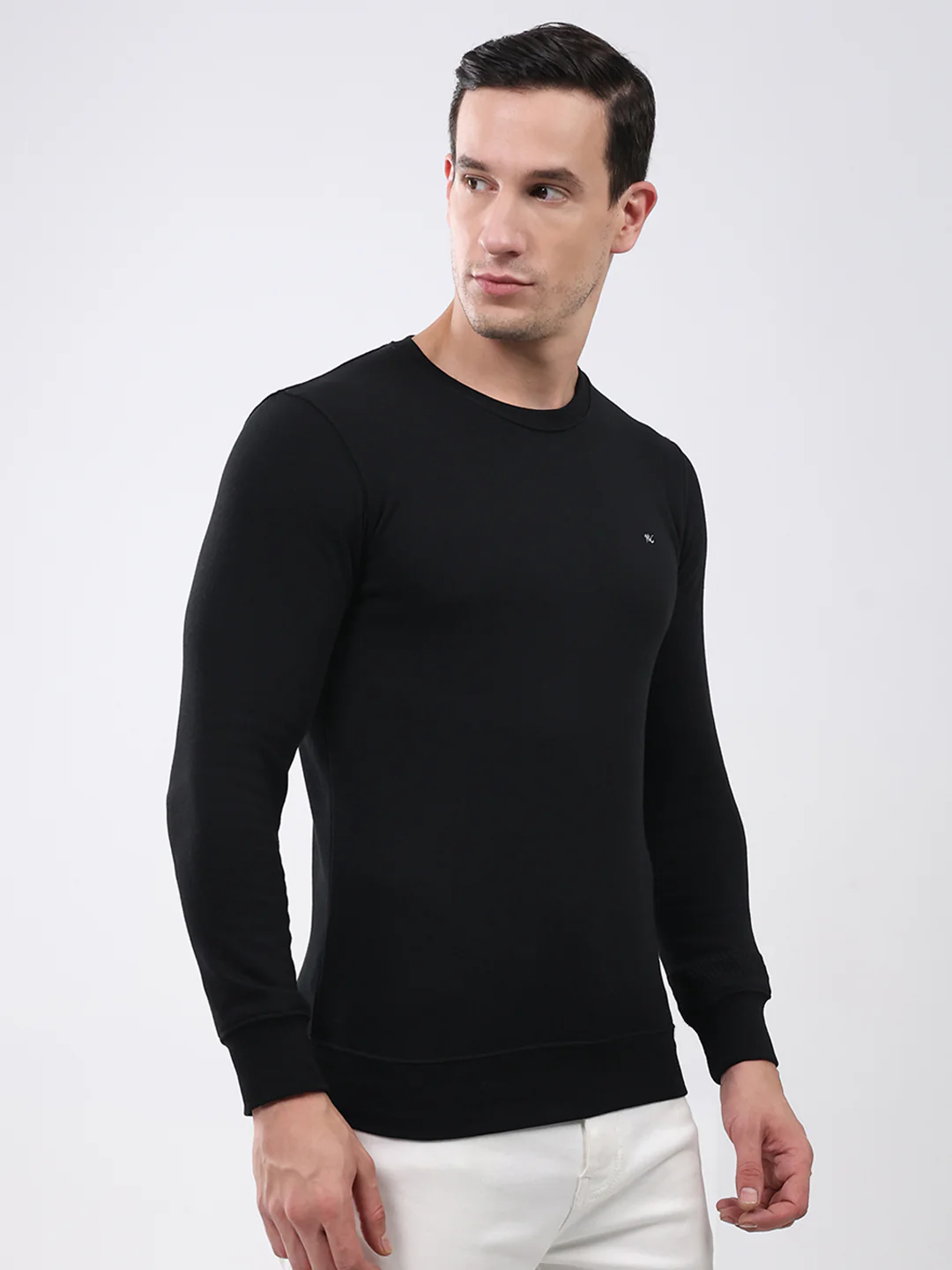 Men Black Solid Round Neck Full Sleeve Winter T-Shirt - Image 4