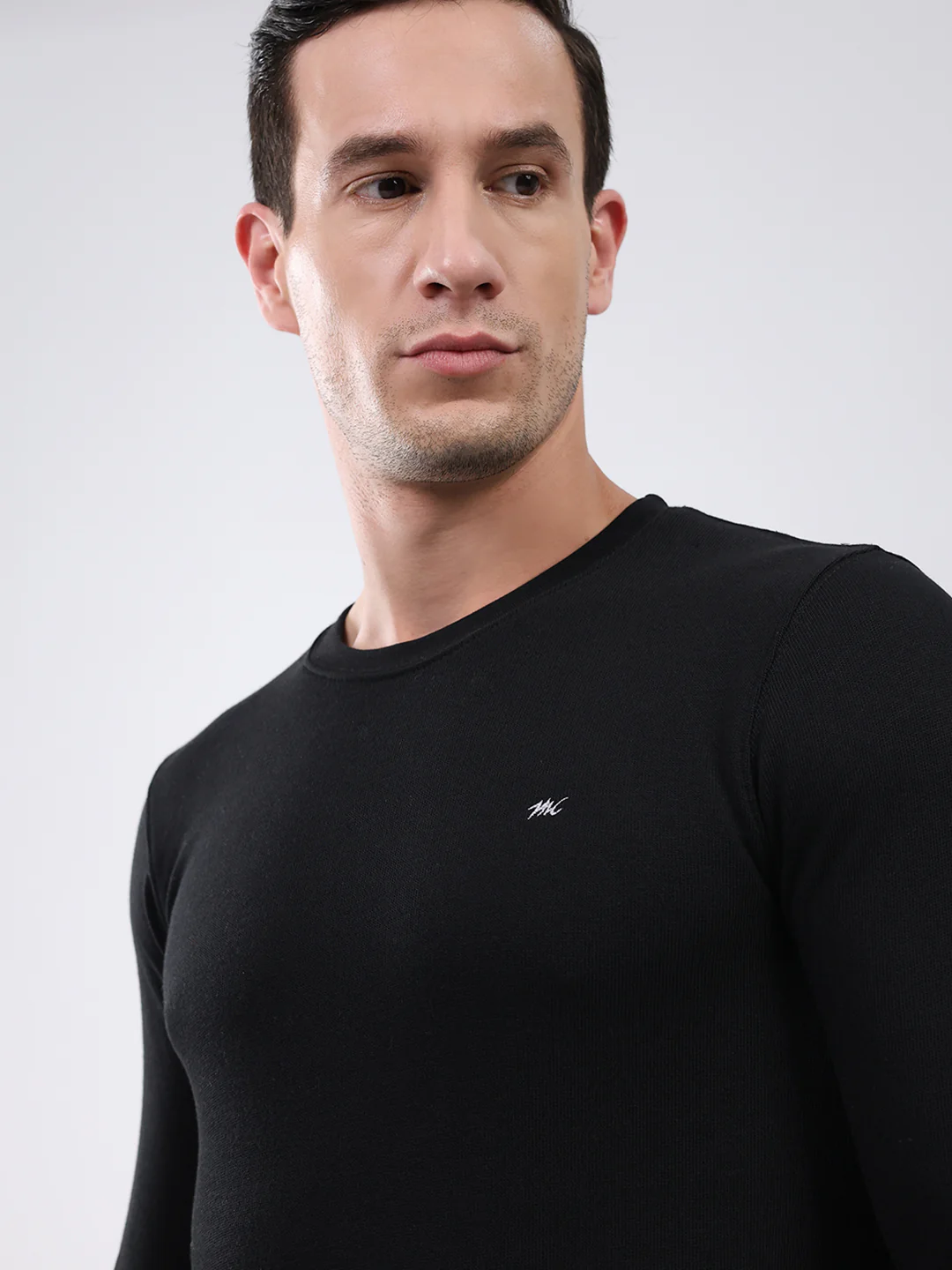 Men Black Solid Round Neck Full Sleeve Winter T-Shirt - Image 6