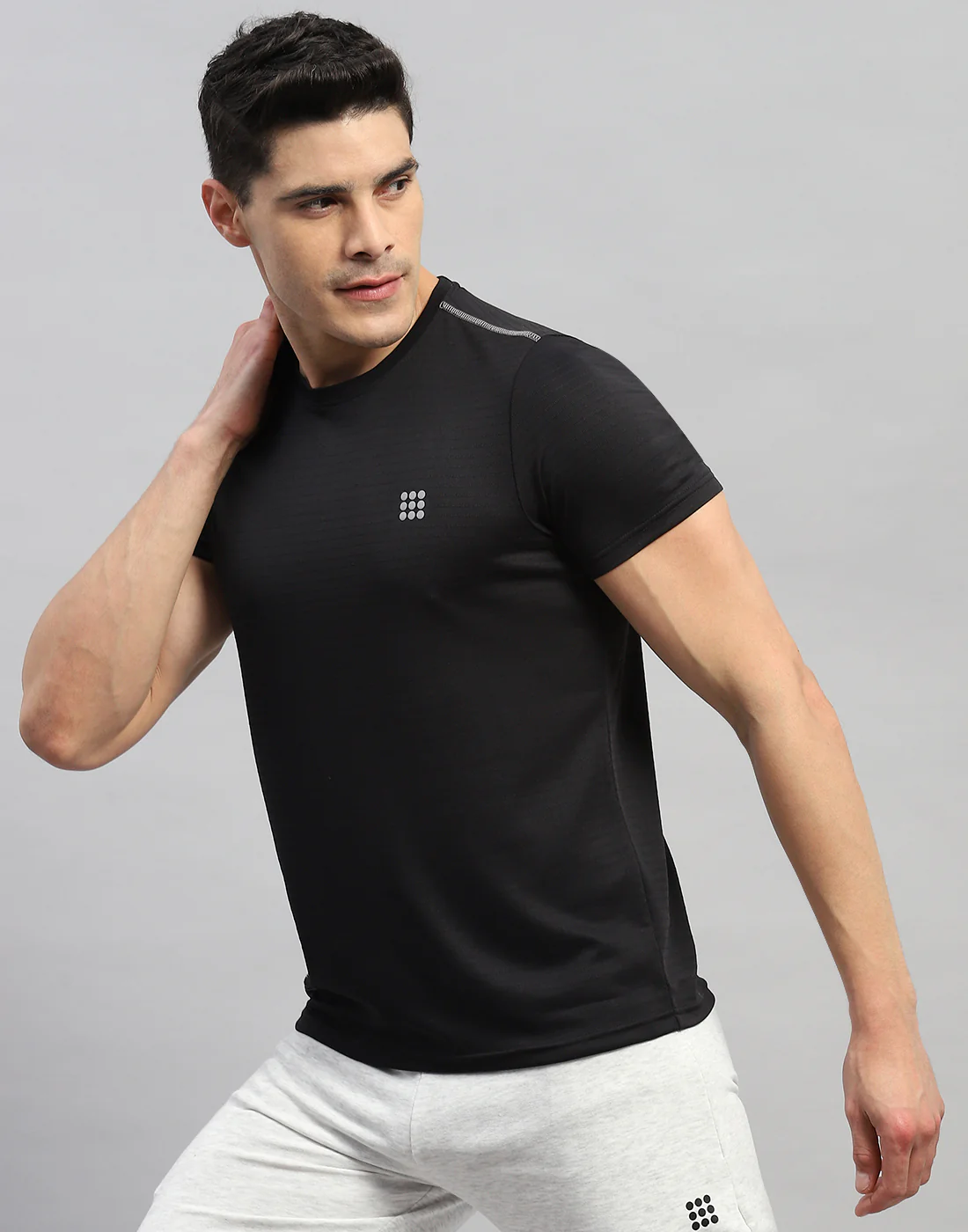 Rock.it Men Black Solid Round Neck Half Sleeve T-Shirt - Image 3