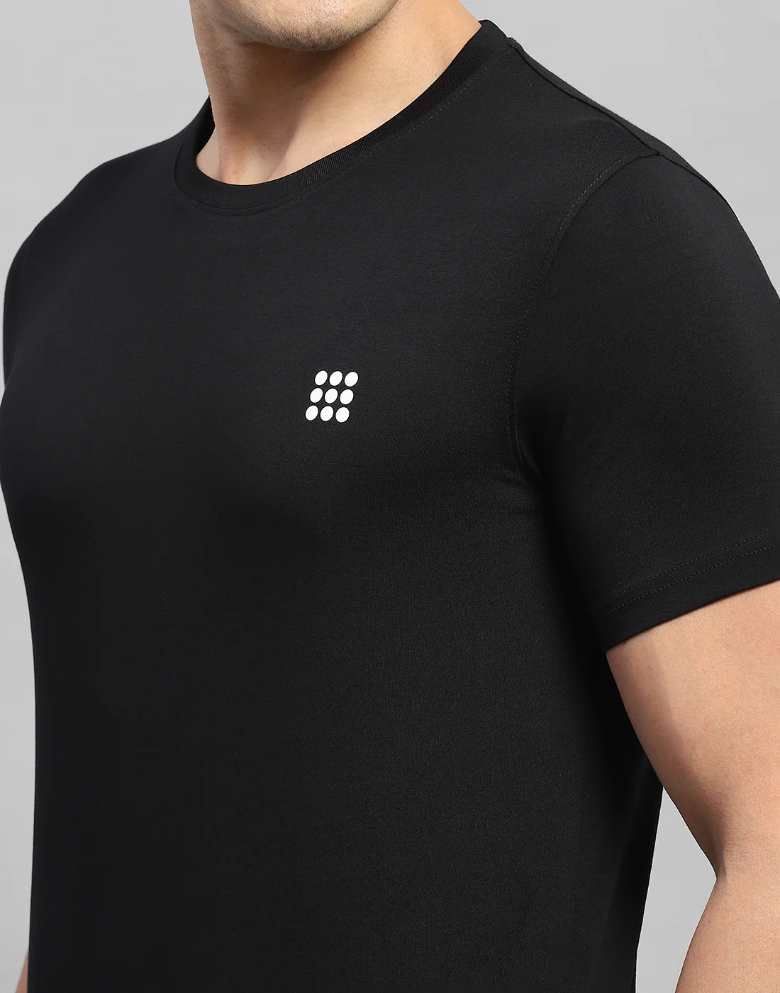 Rock.it Men Black Solid Round Neck Half Sleeve T-Shirt - Image 6